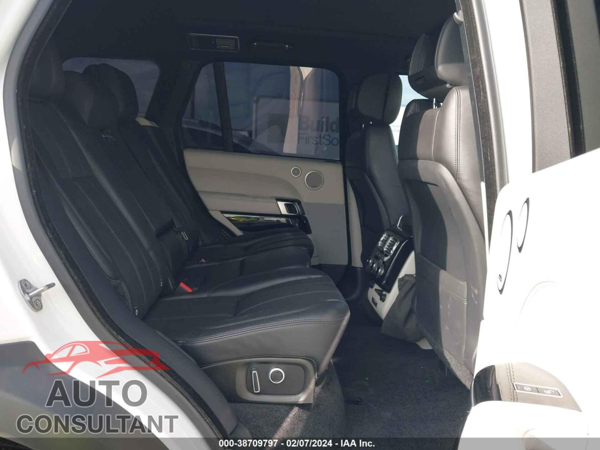 LAND ROVER RANGE ROVER 2016 - SALGS2KF0GA272647