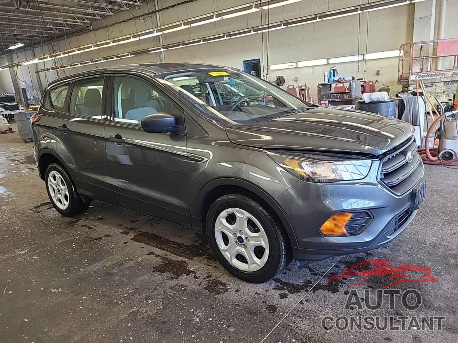 FORD ESCAPE 2018 - 1FMCU0F73JUB16305