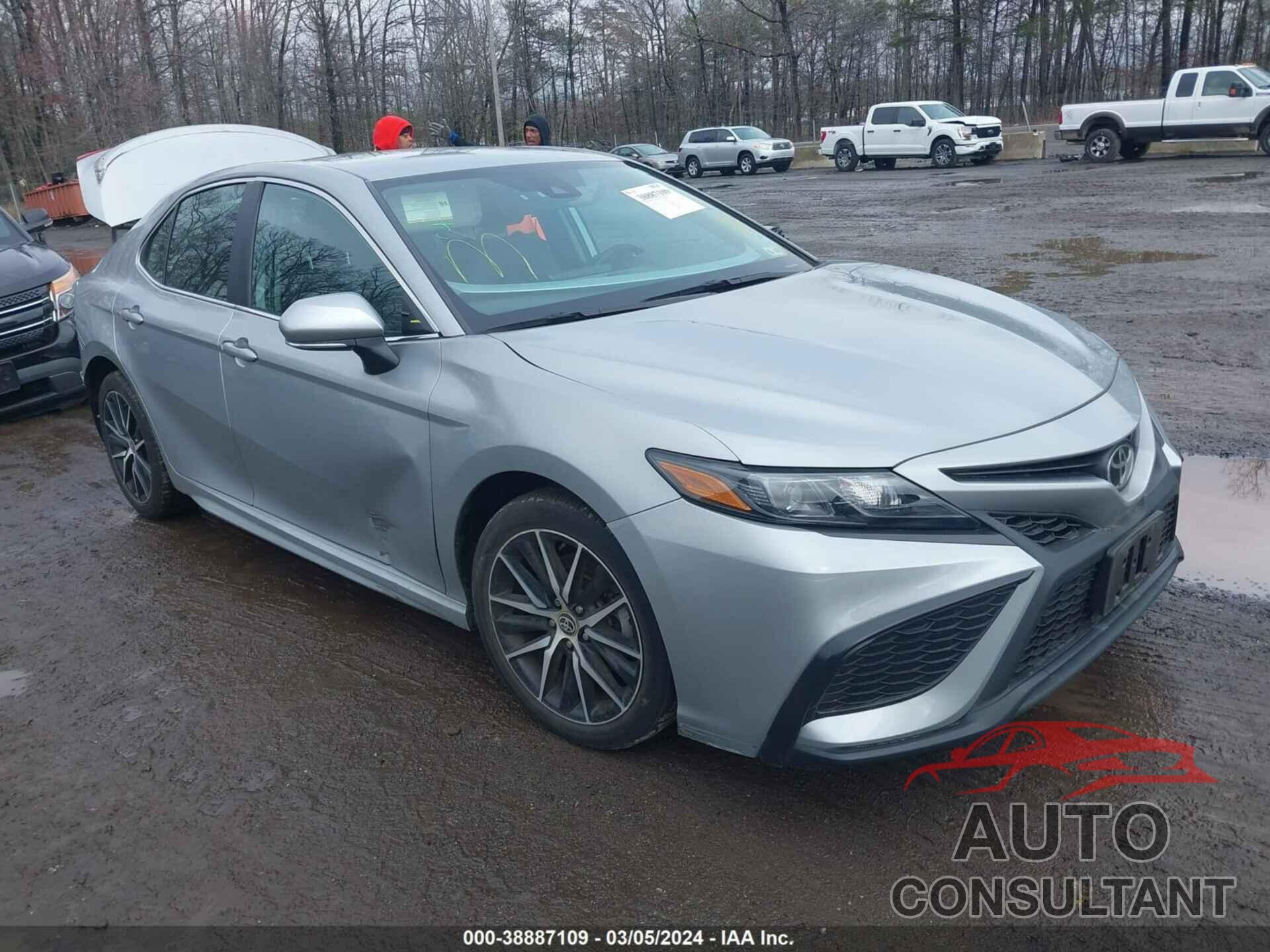 TOYOTA CAMRY 2021 - 4T1G11BK2MU028716