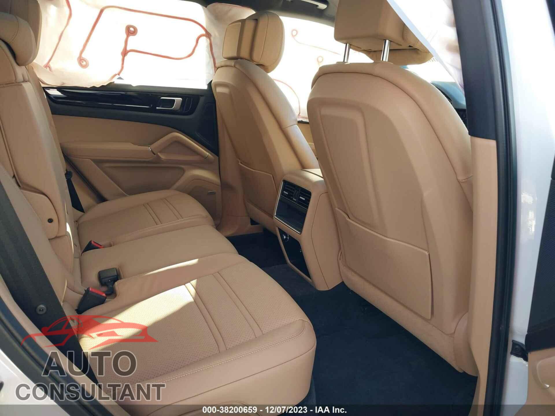 PORSCHE CAYENNE 2021 - WP1AA2AY1MDA00278