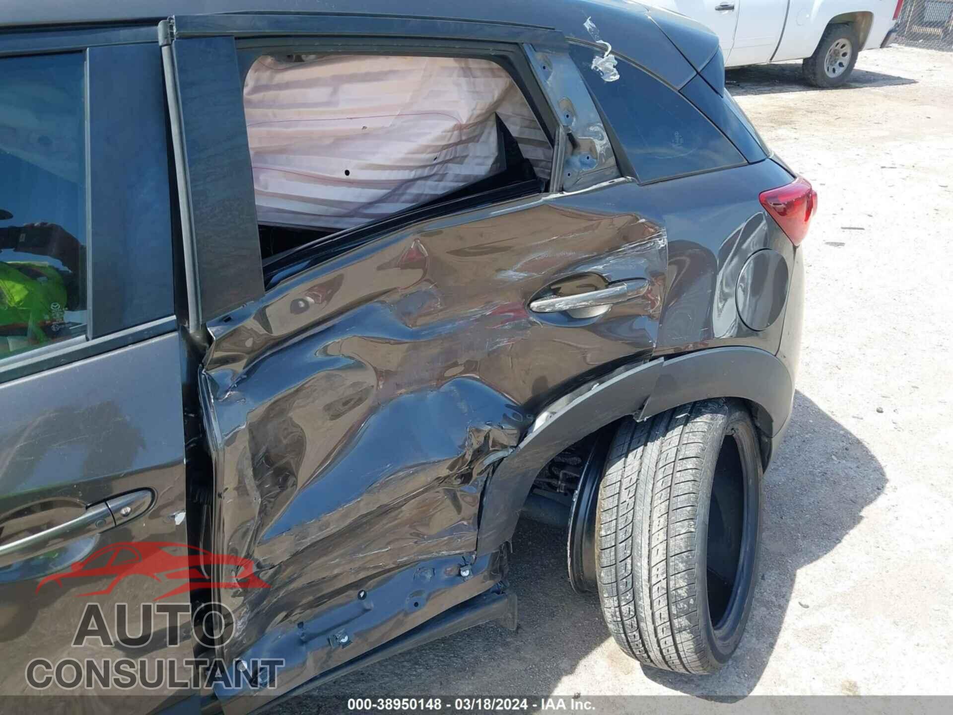 MAZDA CX-3 2018 - JM1DKDC72J1324414