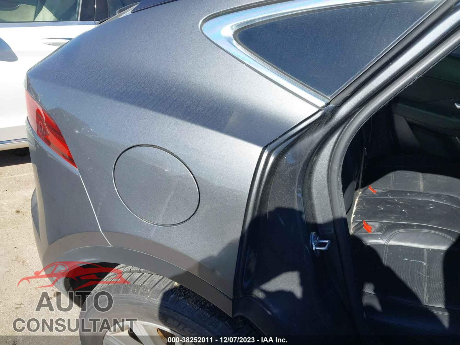 JAGUAR E-PACE 2018 - SADFJ2FX3J1Z25072