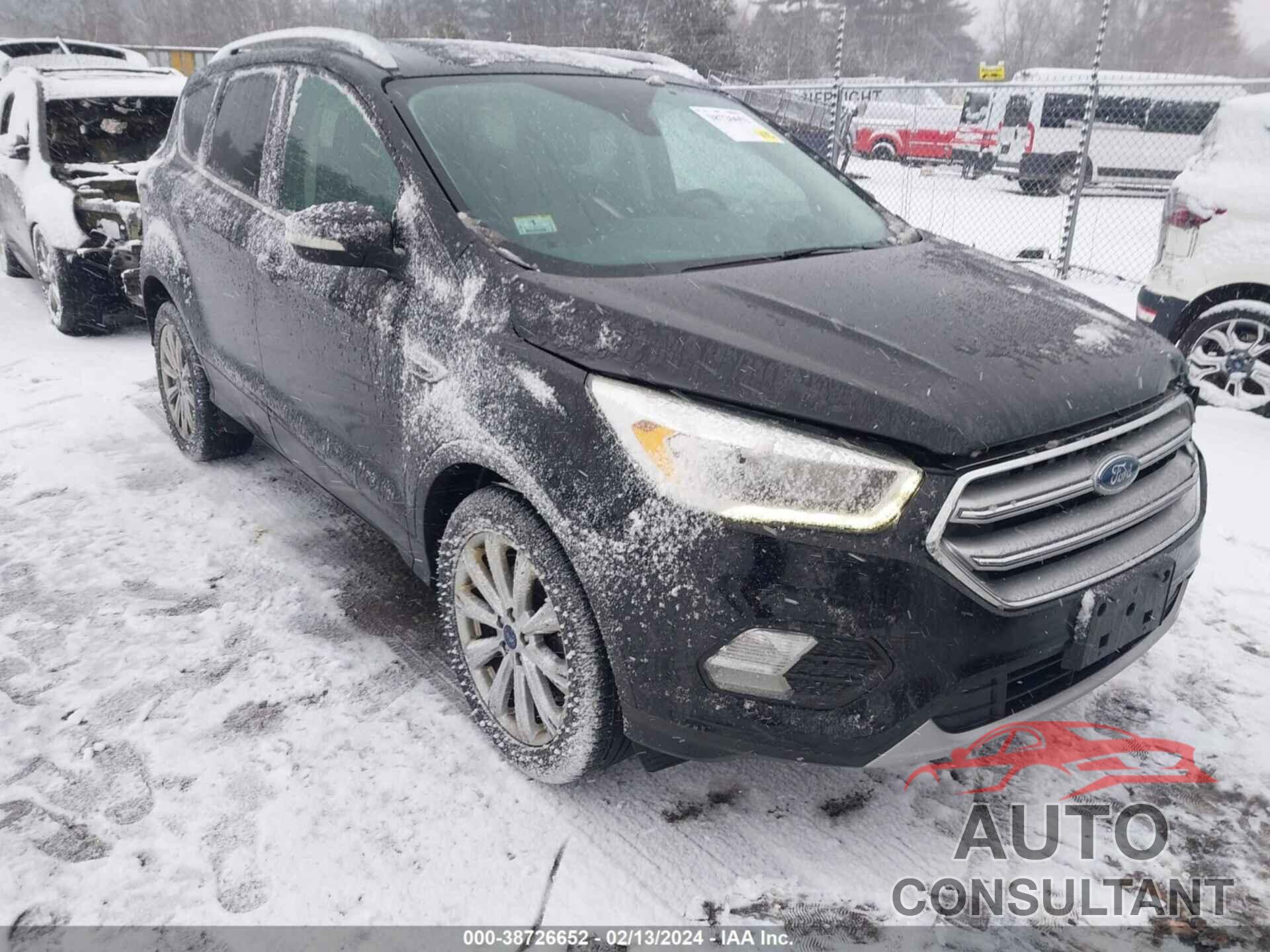 FORD ESCAPE 2017 - 1FMCU0J96HUC68369