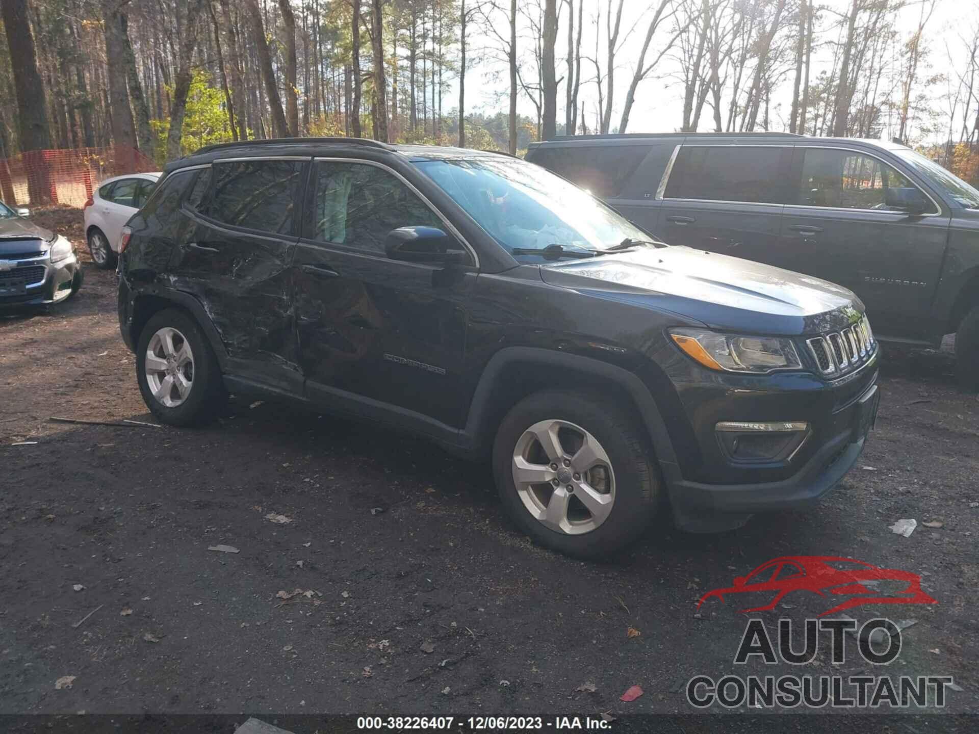 JEEP COMPASS 2018 - 3C4NJDBB3JT211576