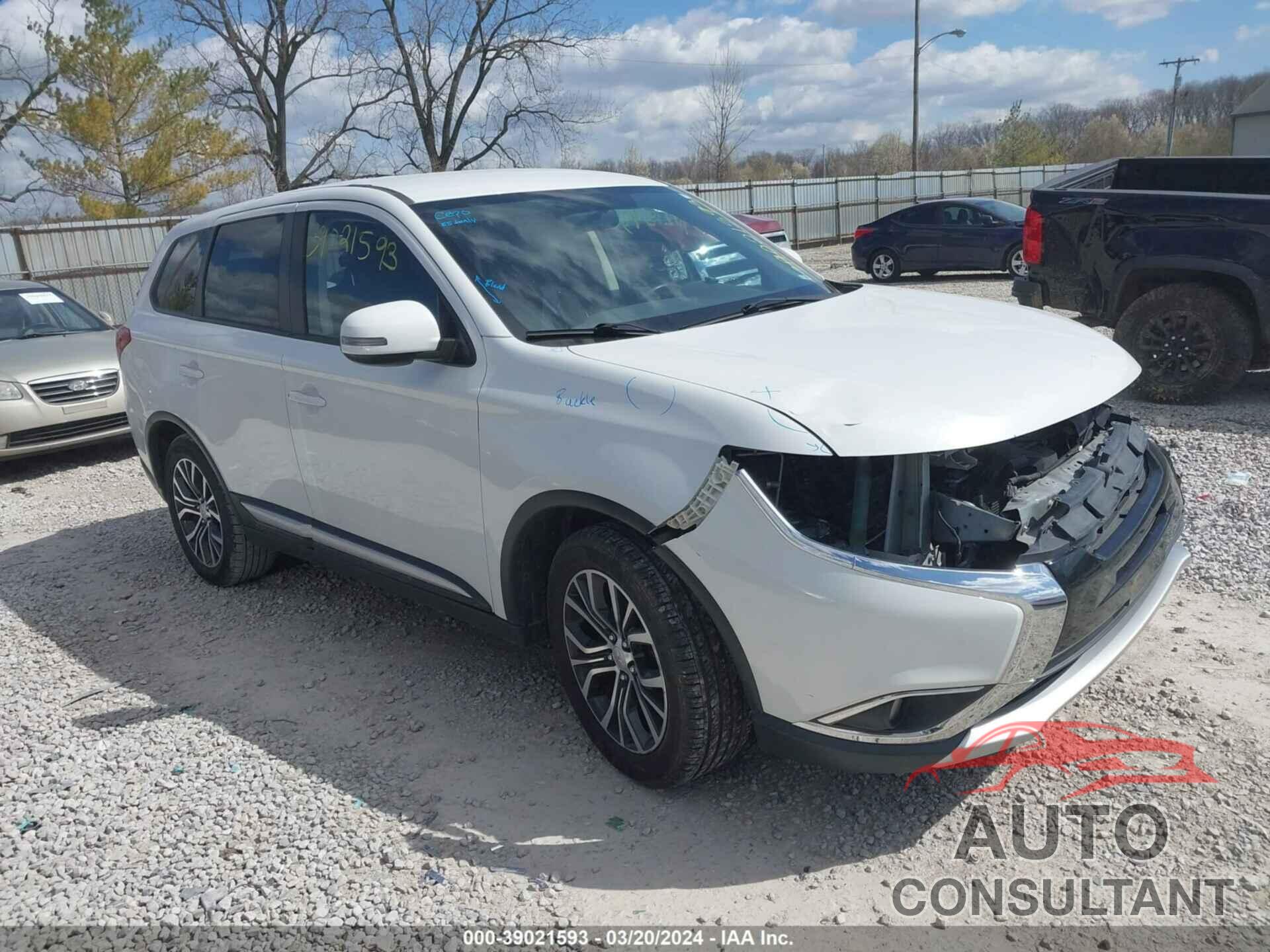 MITSUBISHI OUTLANDER 2017 - JA4AD3A33HZ023325