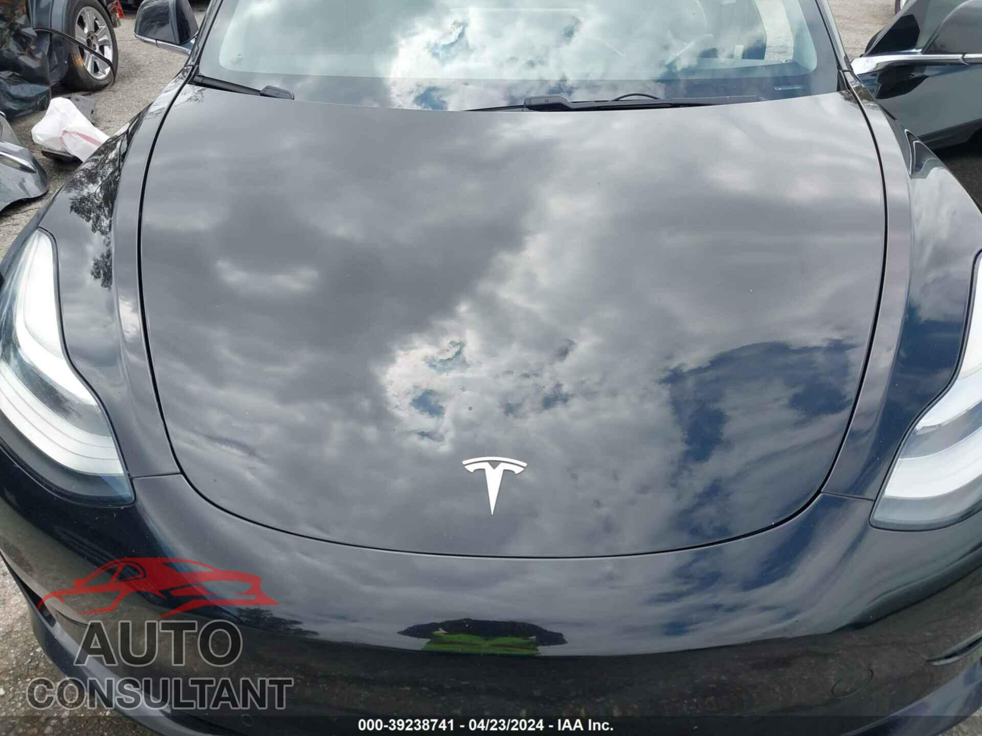 TESLA MODEL 3 2018 - 5YJ3E1EB8JF086644