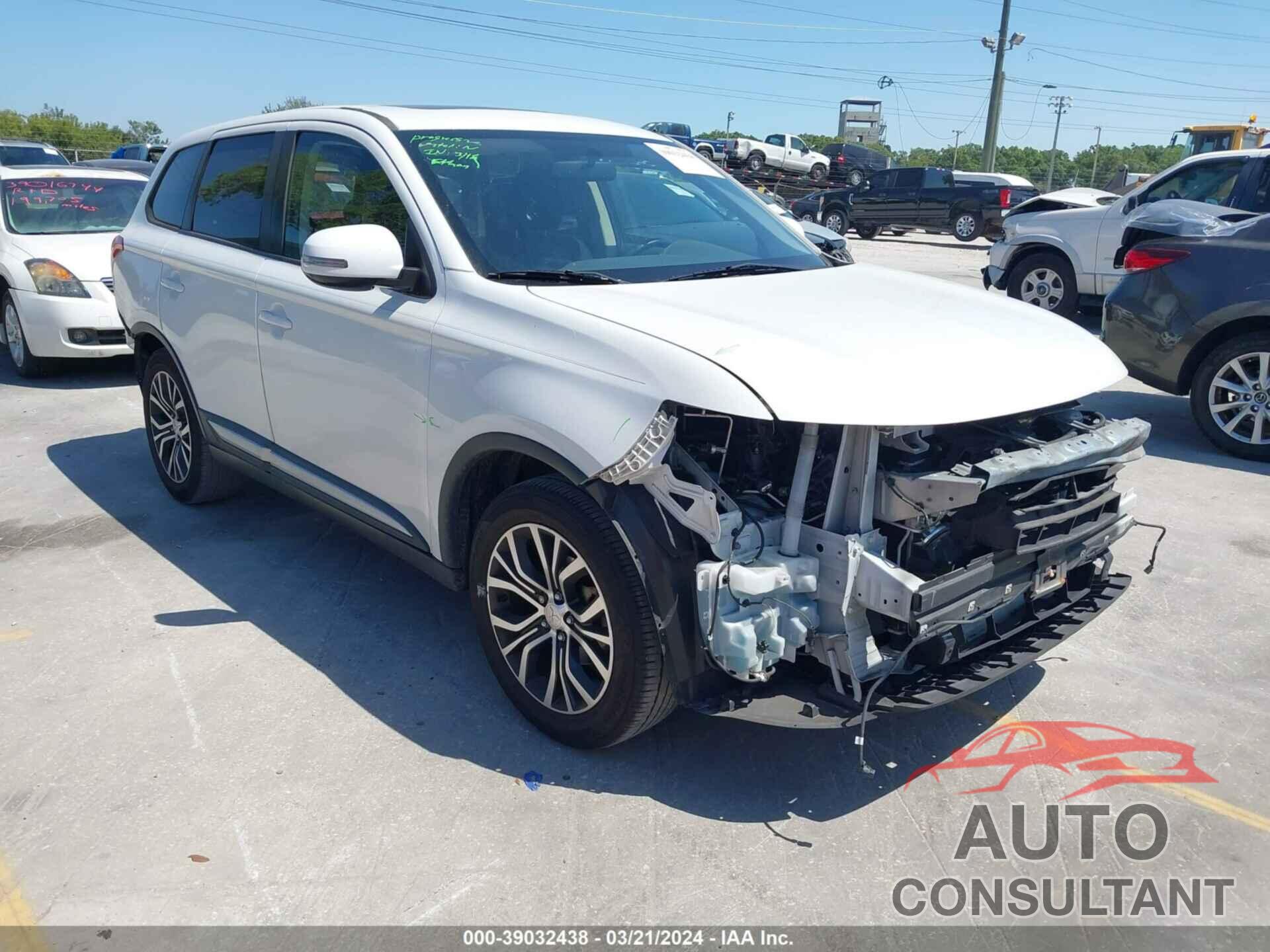 MITSUBISHI OUTLANDER 2018 - JA4AD3A34JZ007026