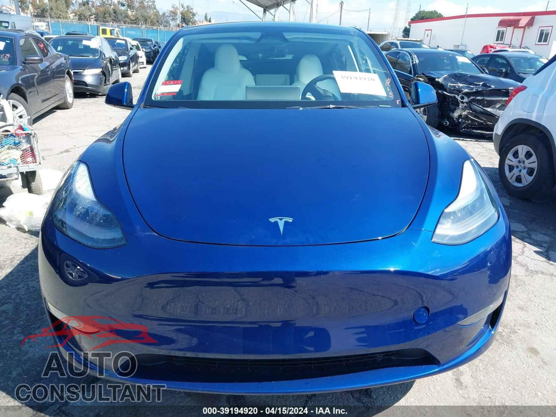TESLA MODEL Y 2024 - 7SAYGDEE5RA236264