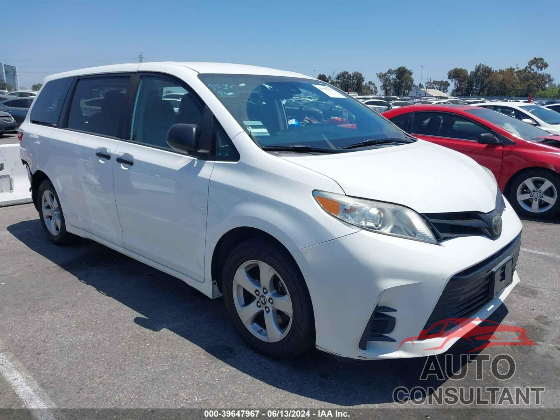 TOYOTA SIENNA 2019 - 5TDZZ3DC0KS971972