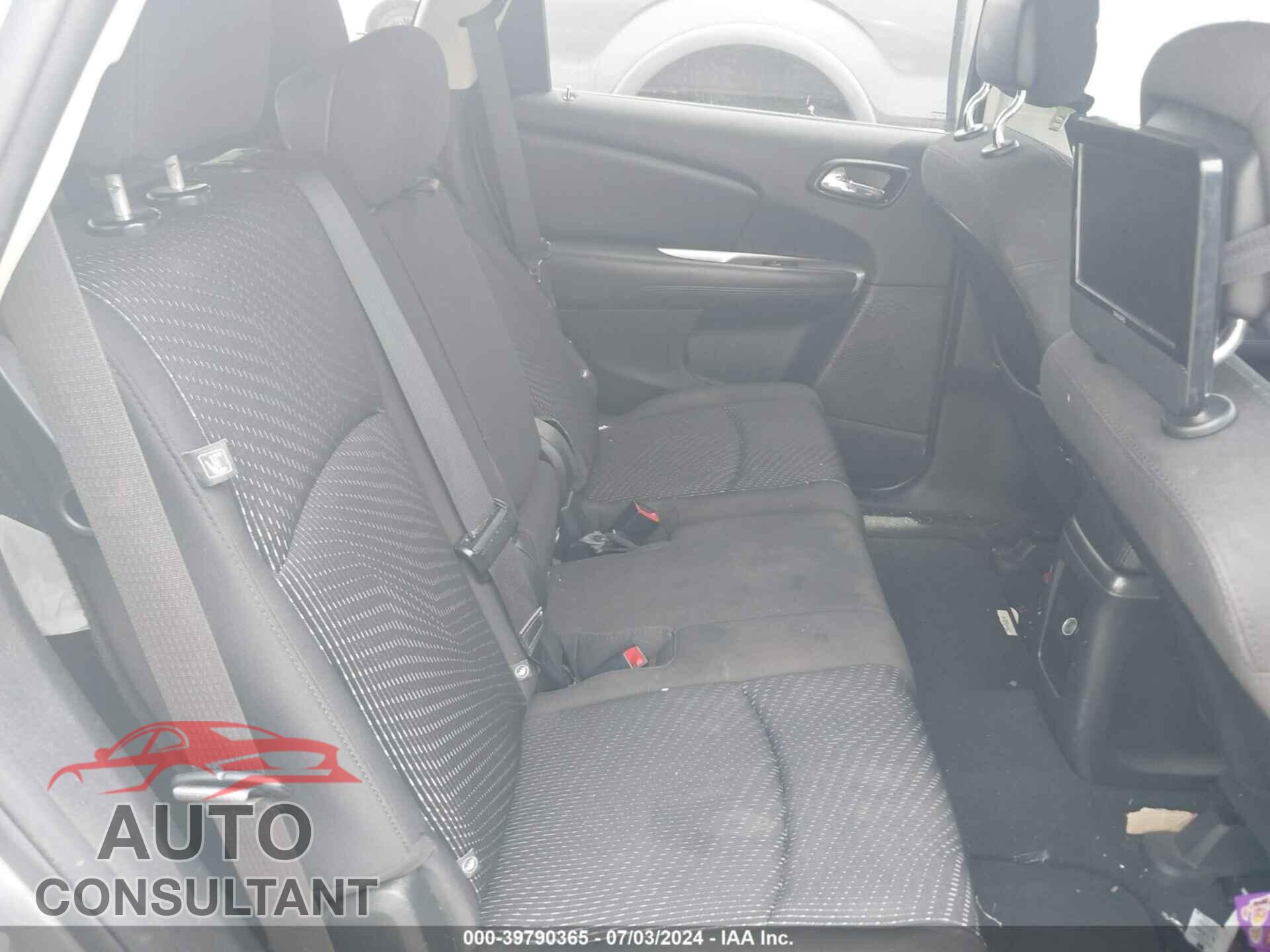 DODGE JOURNEY 2017 - 3C4PDCBG7HT509371