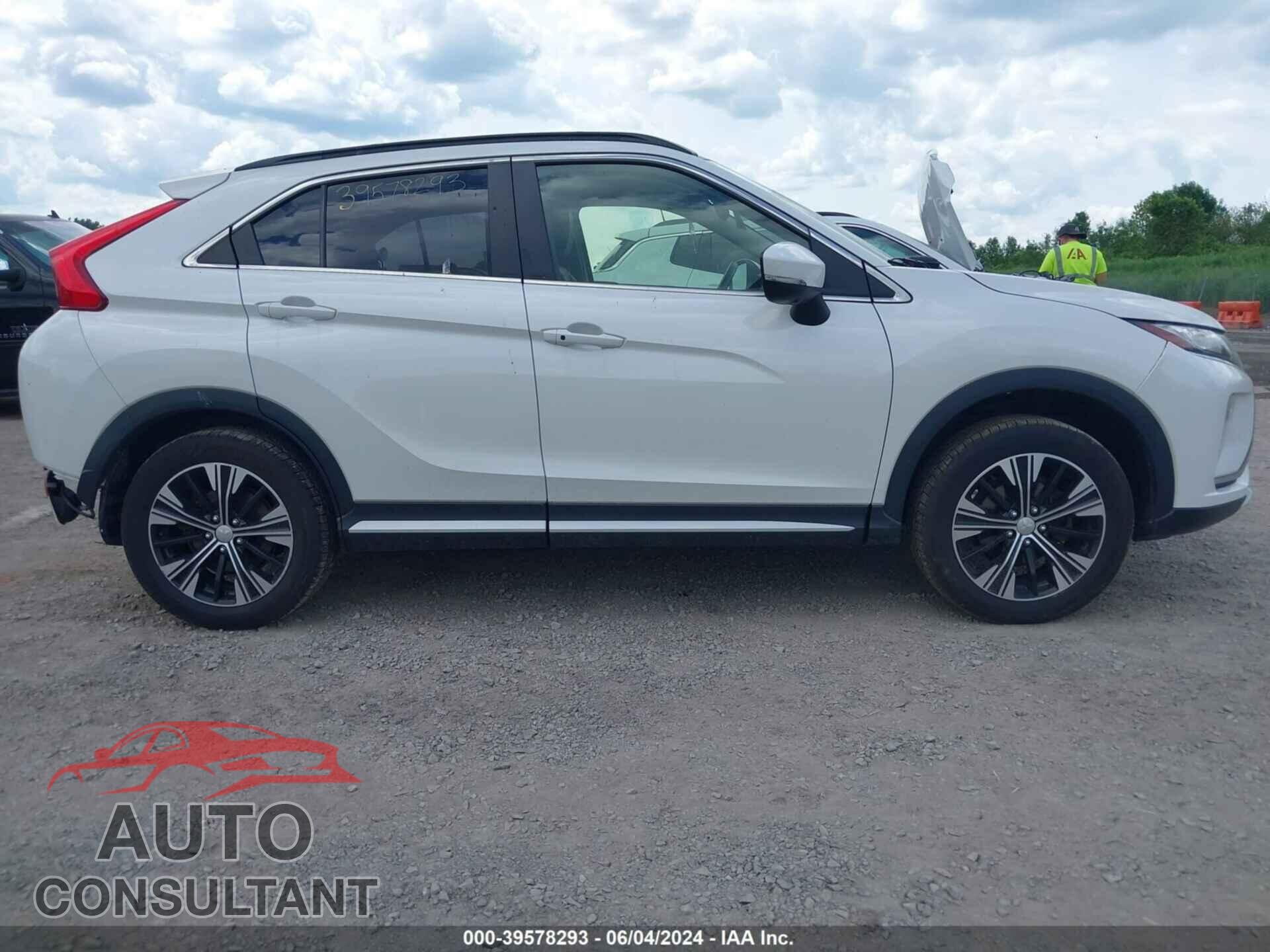 MITSUBISHI ECLIPSE CROSS 2018 - JA4AT5AA2JZ038031