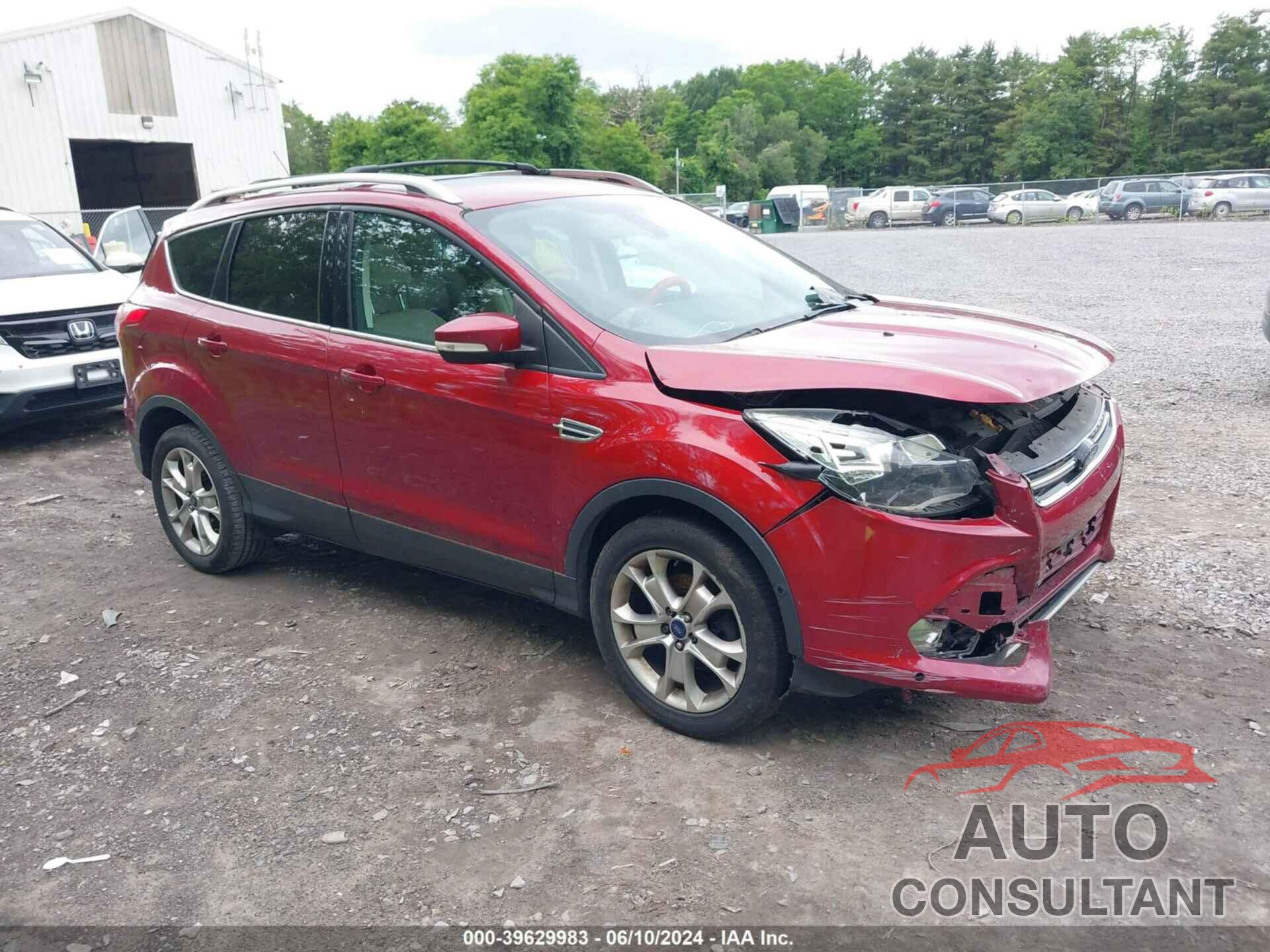 FORD ESCAPE 2016 - 1FMCU9J96GUC32345