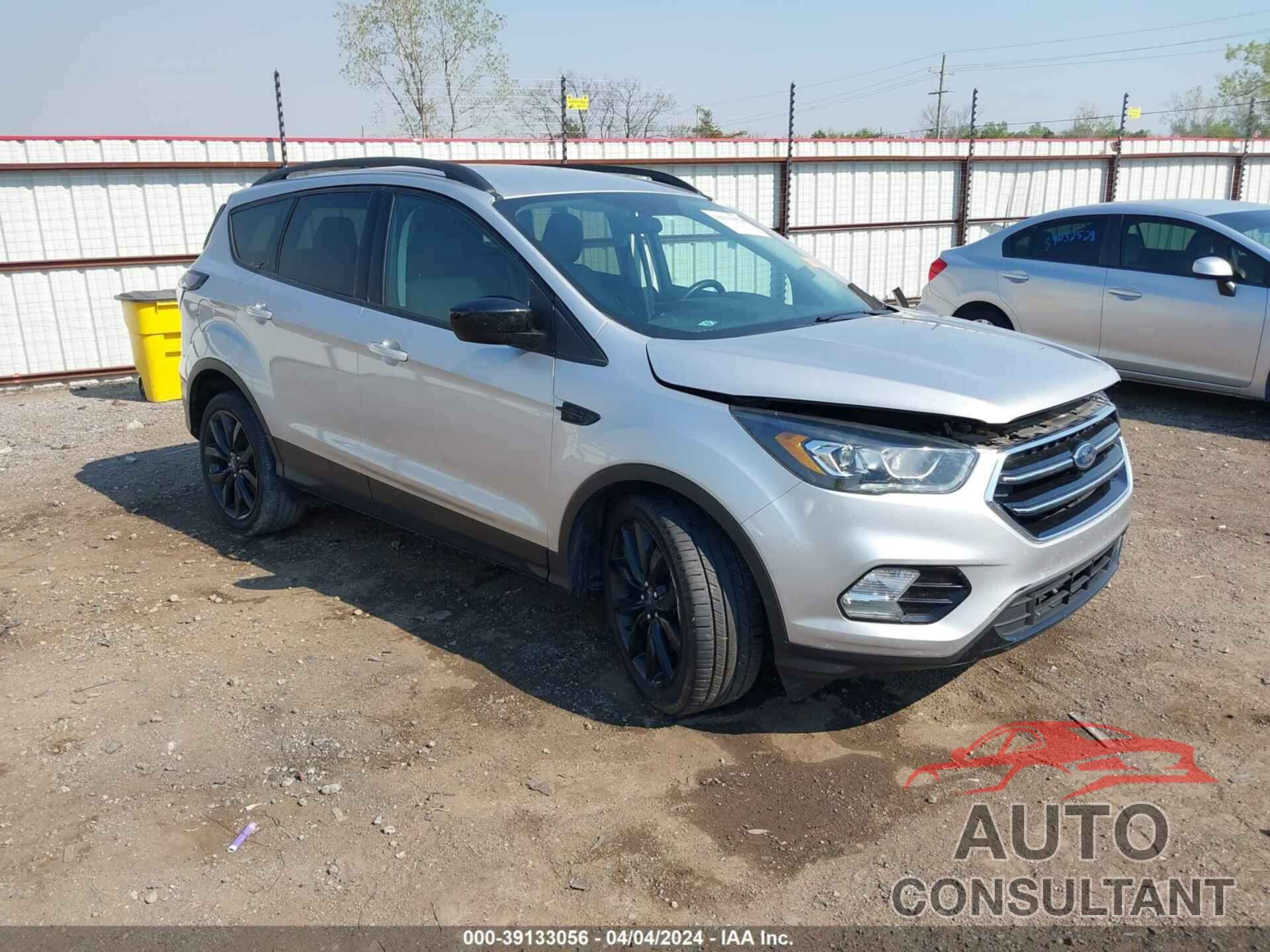 FORD ESCAPE 2018 - 1FMCU9GD8JUC06249