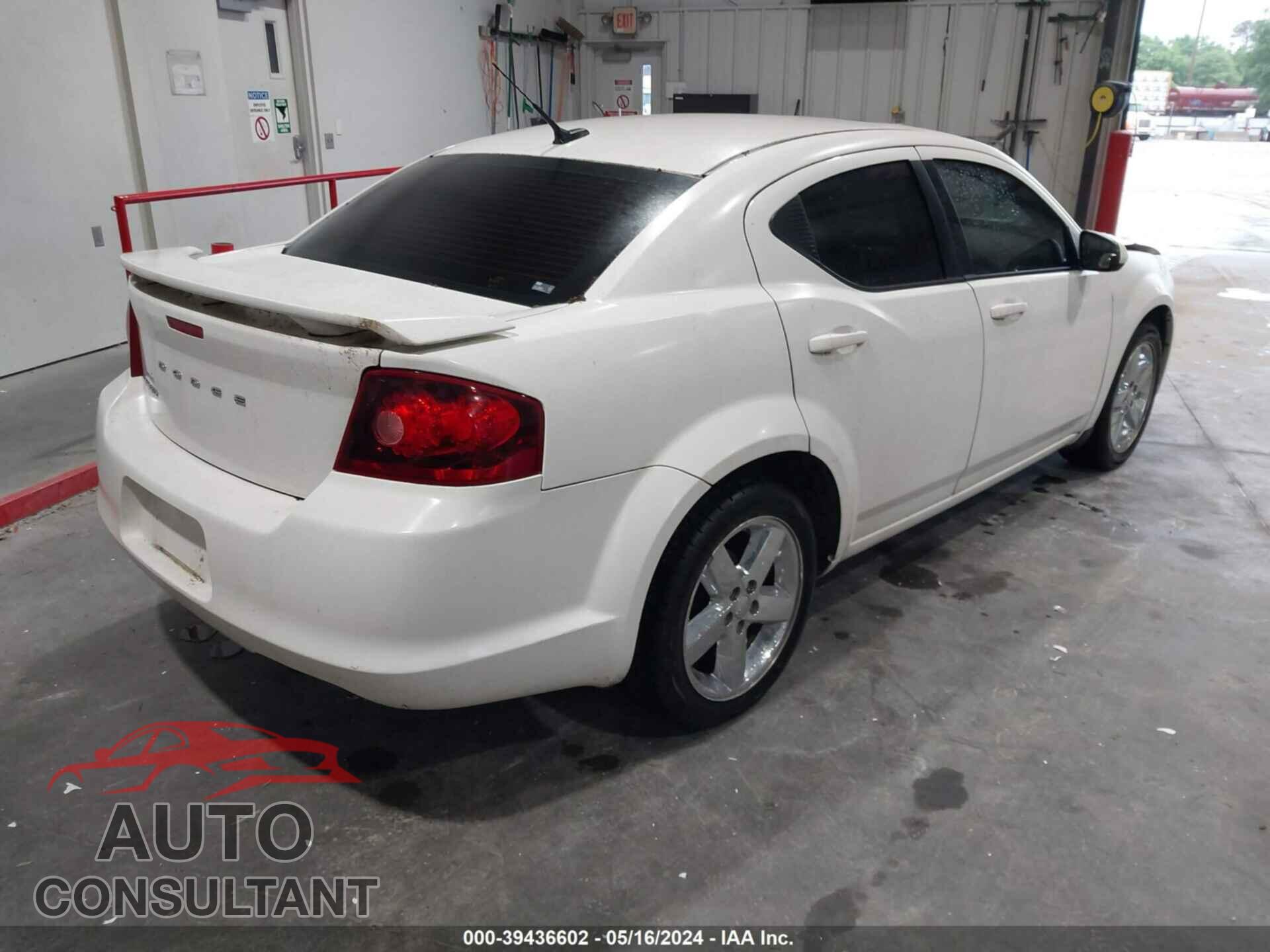 DODGE AVENGER 2011 - 1B3BD2FG0BN506397