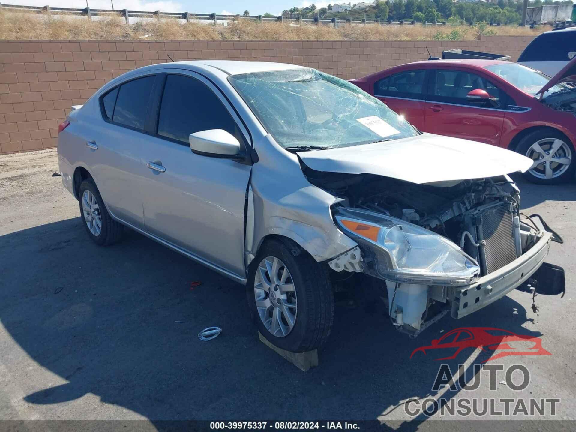 NISSAN VERSA 2018 - 3N1CN7AP1JL878708