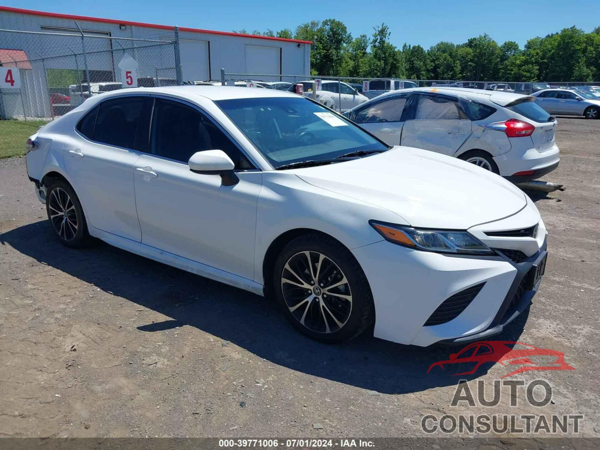 TOYOTA CAMRY 2020 - 4T1G11AK9LU355002