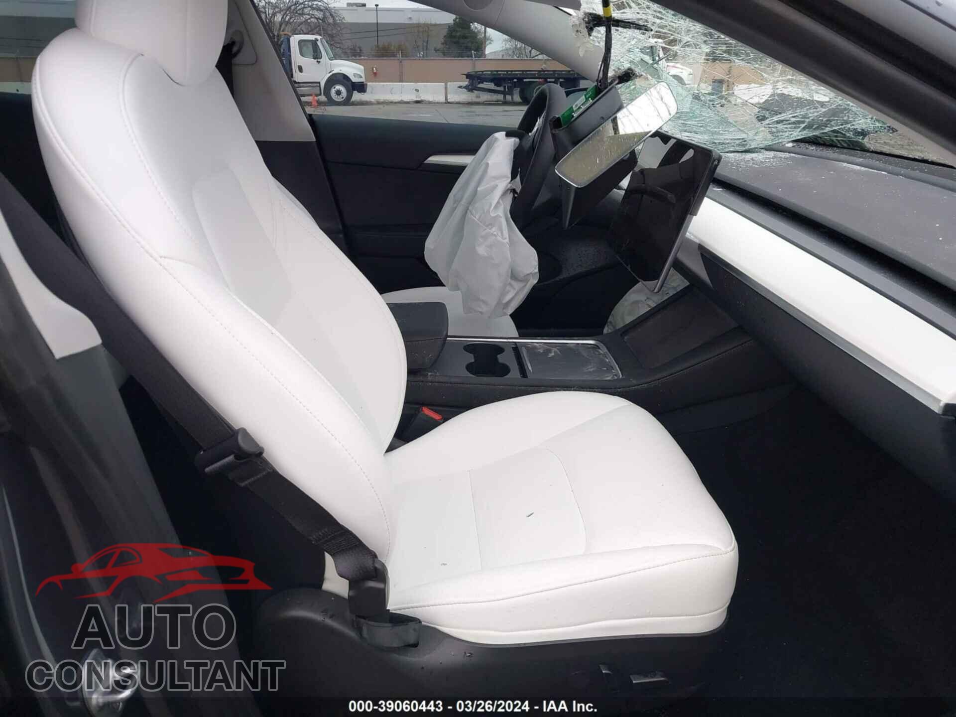 TESLA MODEL 3 2023 - 5YJ3E1EB8PF704666
