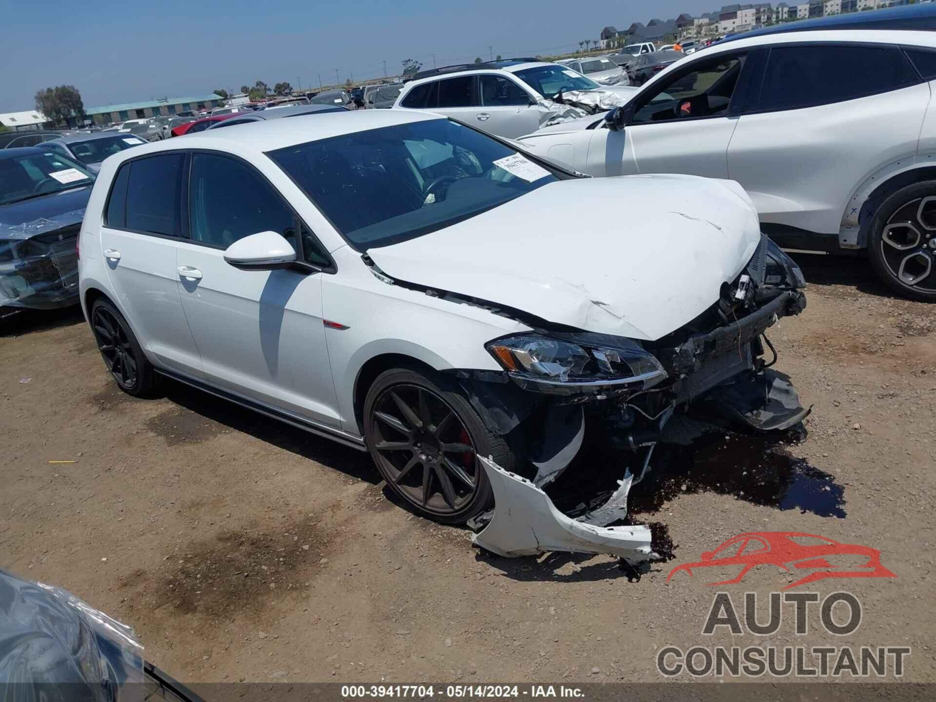 VOLKSWAGEN GOLF GTI 2018 - 3VW447AU5JM293261