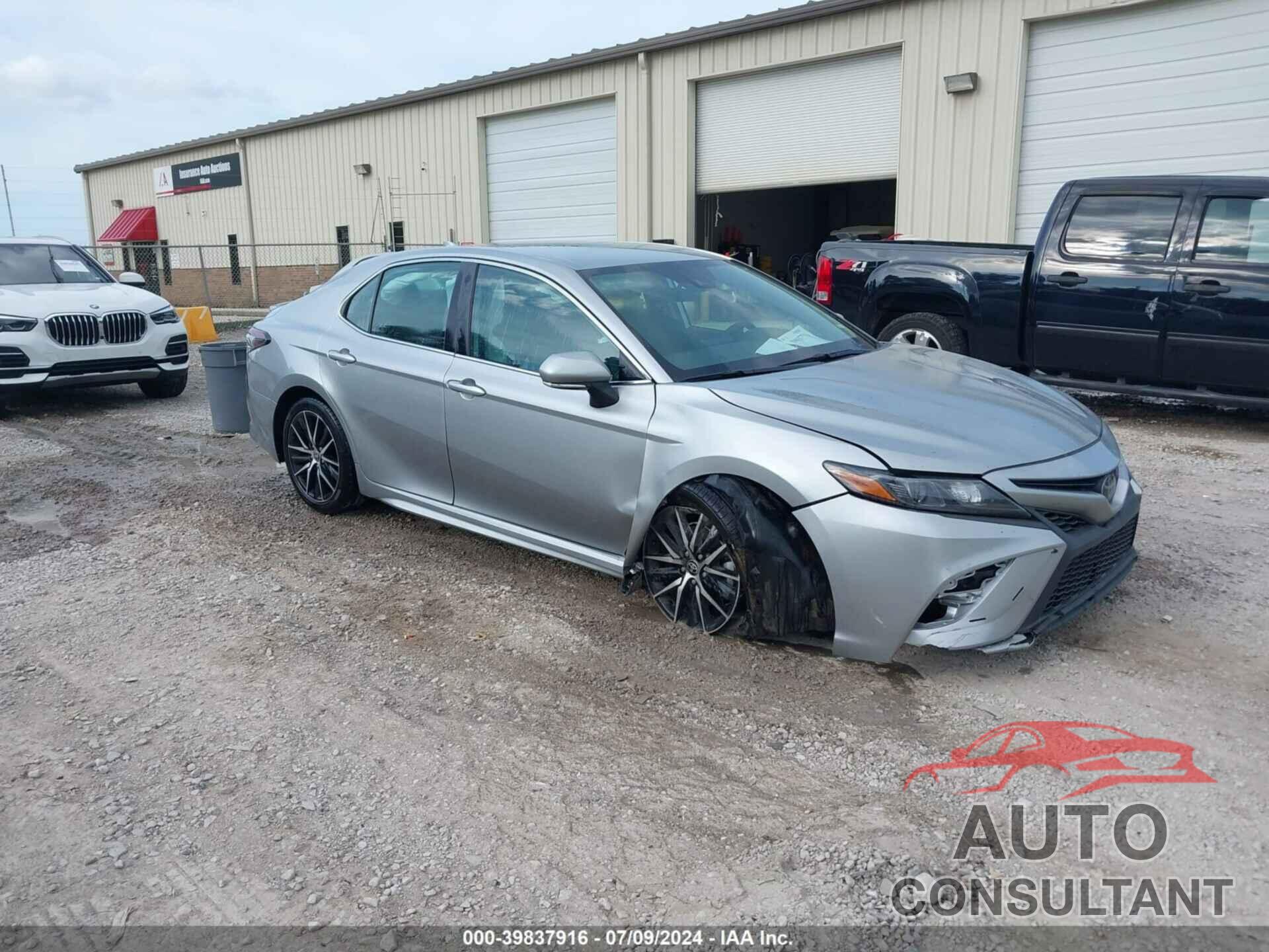 TOYOTA CAMRY 2023 - 4T1G11AKXPU738663