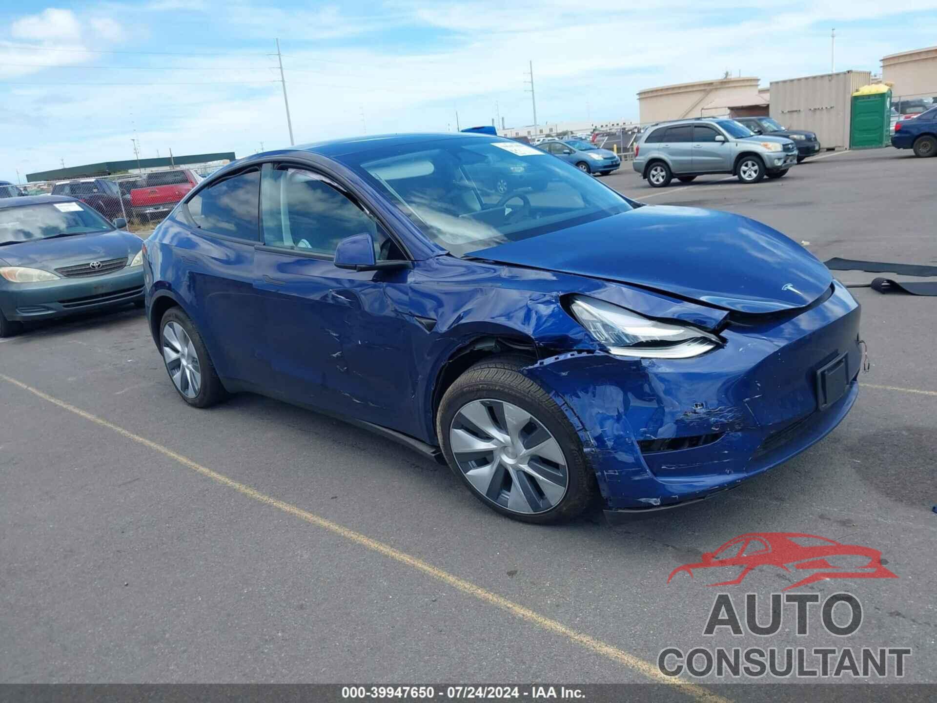 TESLA MODEL Y 2023 - 7SAYGDEE7PA120562