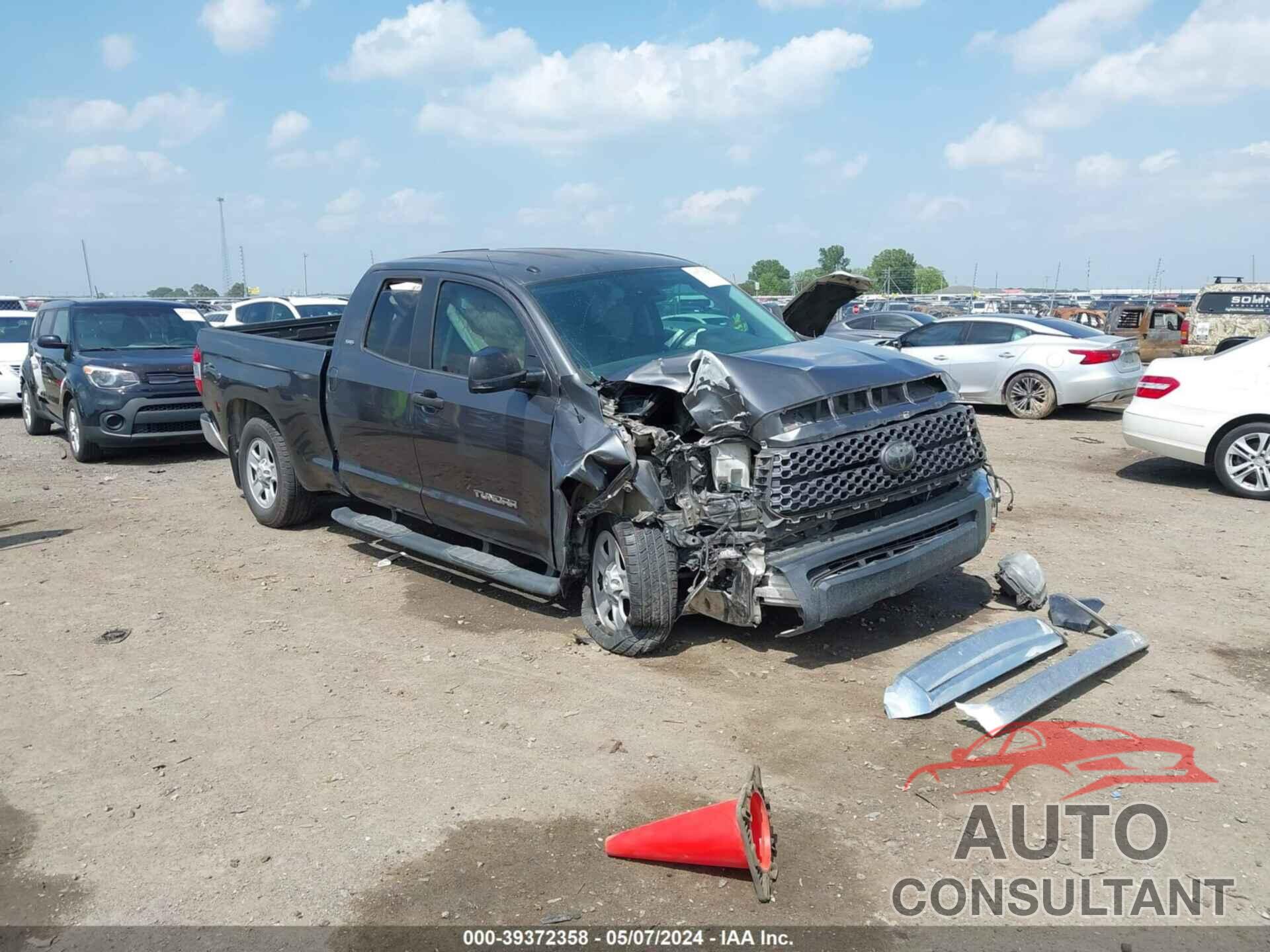 TOYOTA TUNDRA 2018 - 5TFRM5F18JX127404