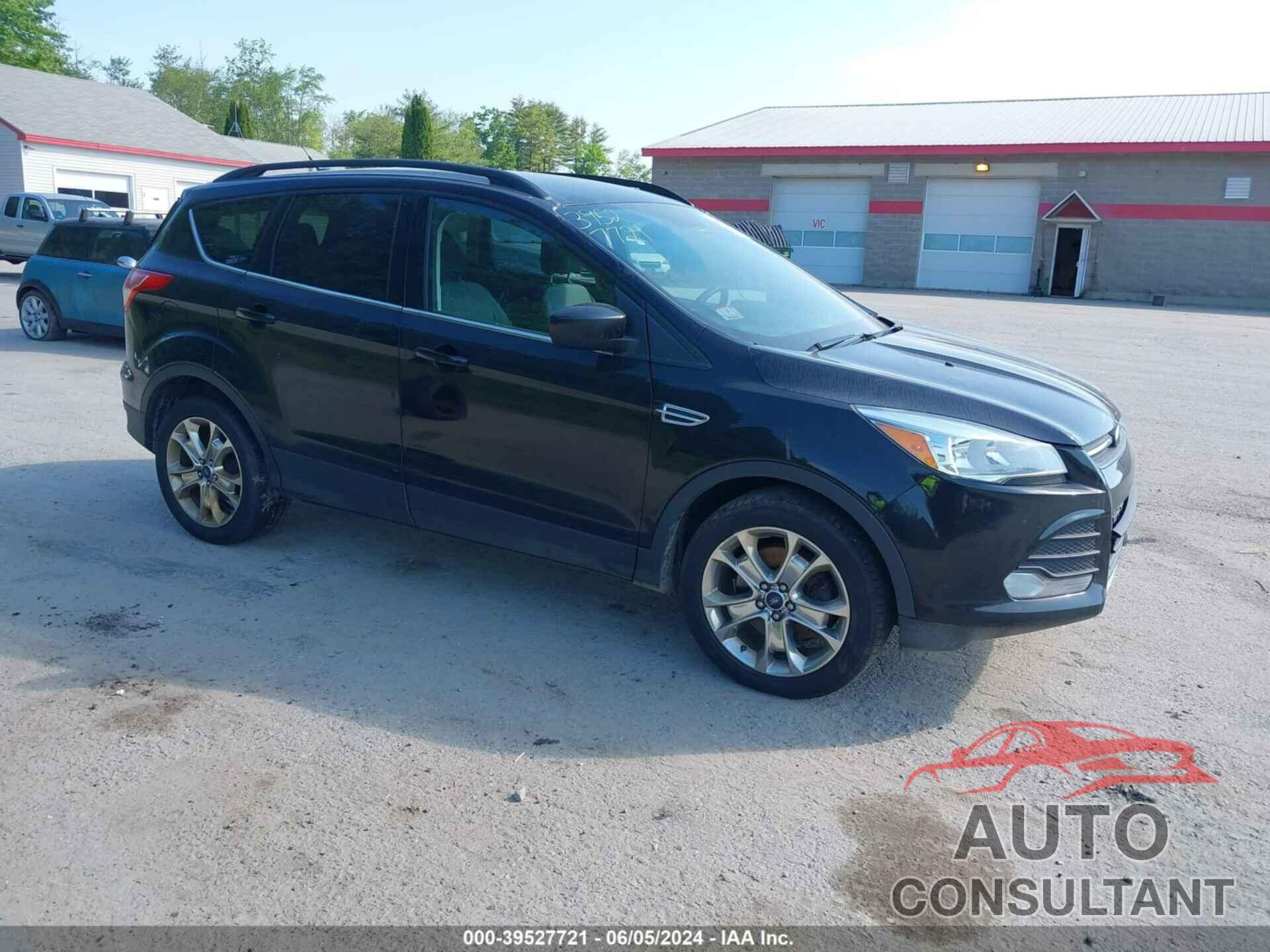 FORD ESCAPE 2016 - 1FMCU9G95GUB18148