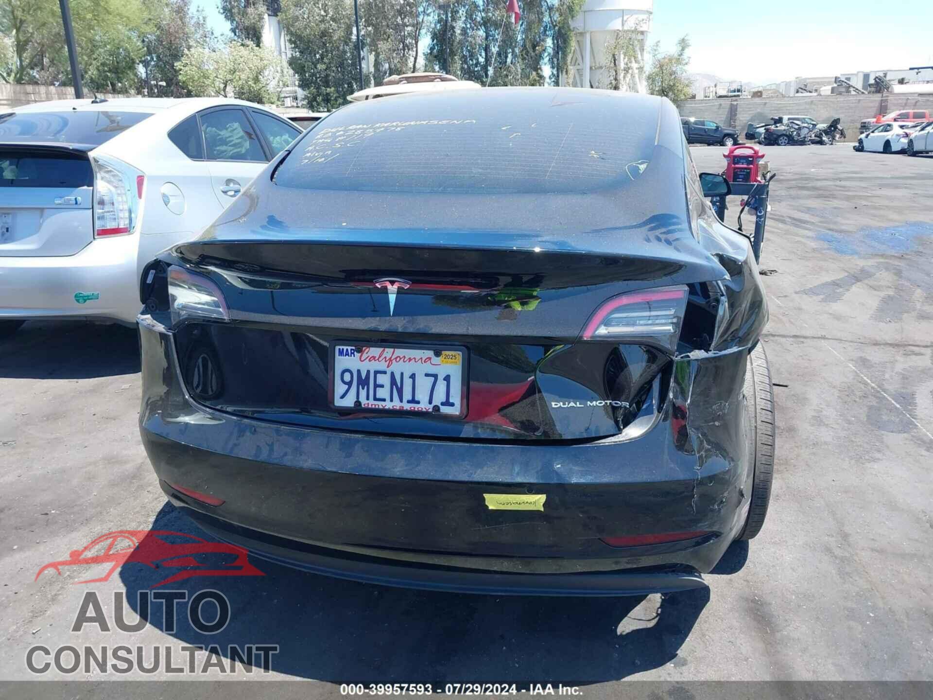 TESLA MODEL 3 2021 - 5YJ3E1EB8MF926944