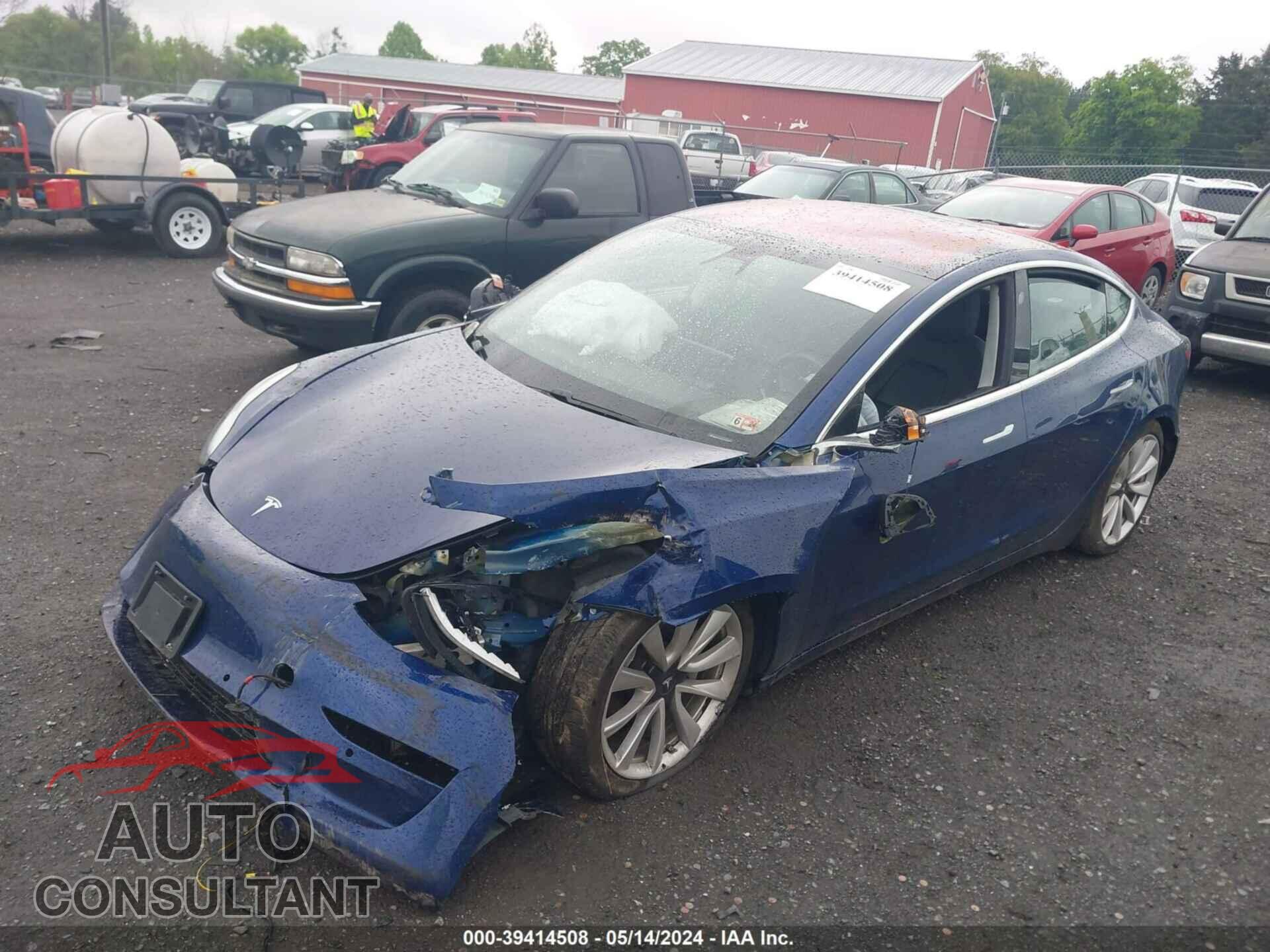 TESLA MODEL 3 2018 - 5YJ3E1EA1JF048681