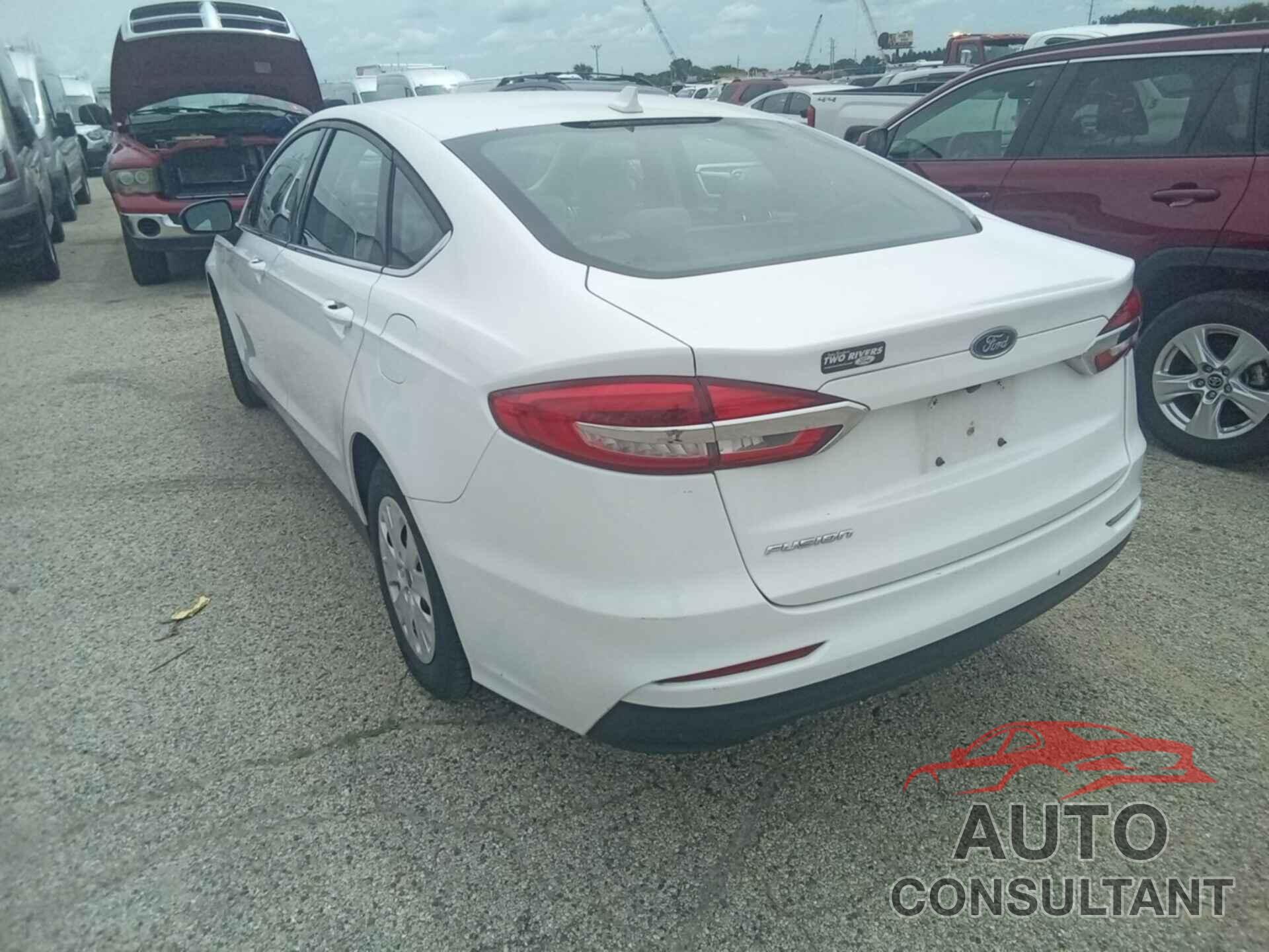 FORD FUSION 2020 - 3FA6P0G72LR203975