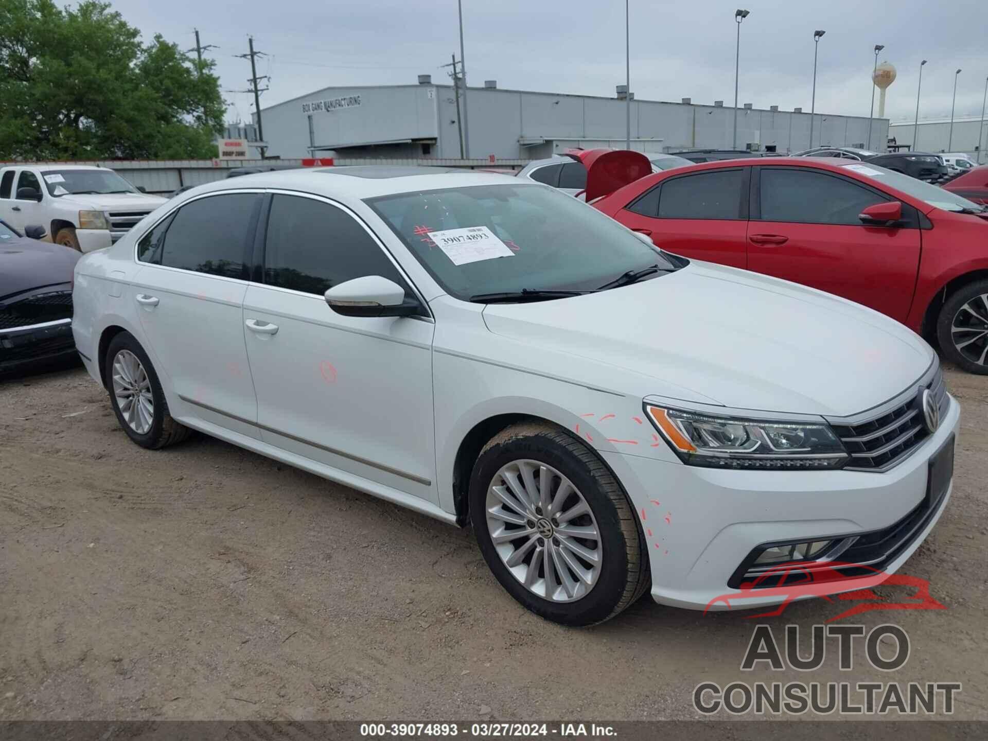 VOLKSWAGEN PASSAT 2016 - 1VWBS7A35GC057871