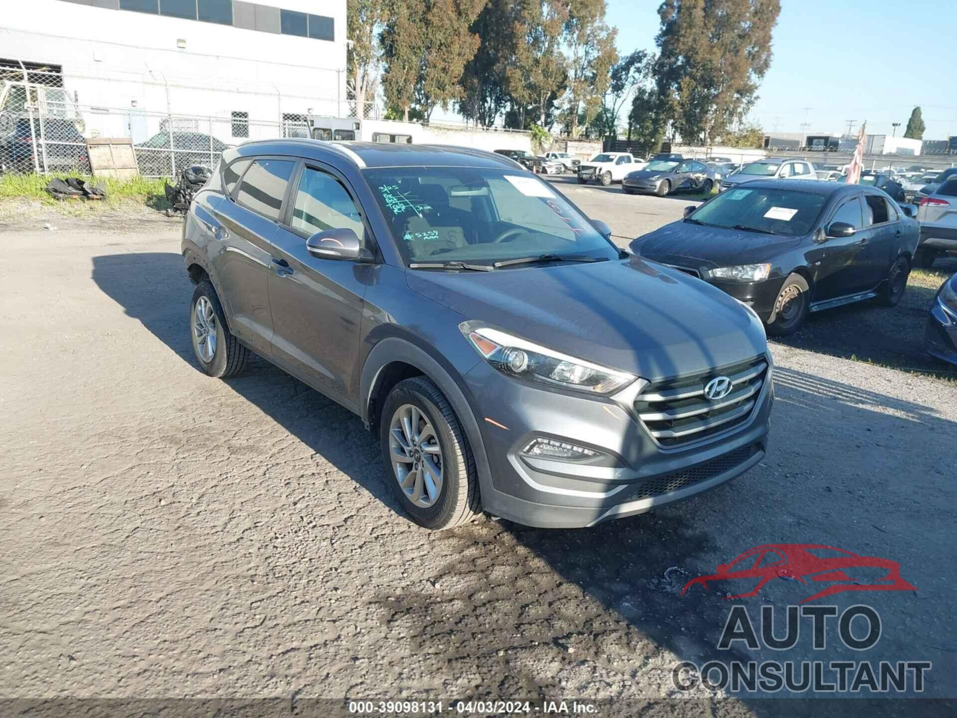 HYUNDAI TUCSON 2016 - KM8J33A20GU242749