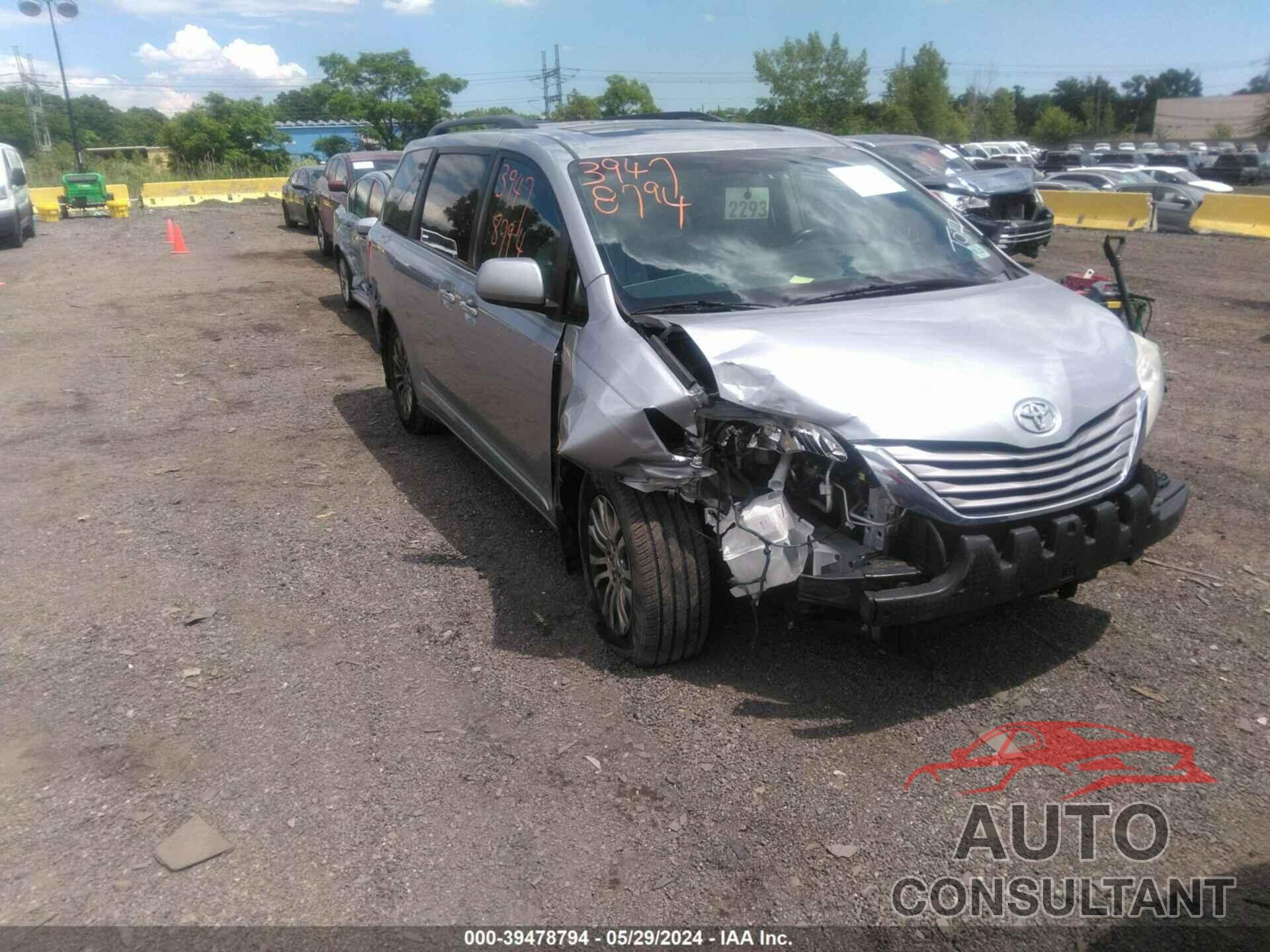 TOYOTA SIENNA 2017 - 5TDYZ3DC5HS820260