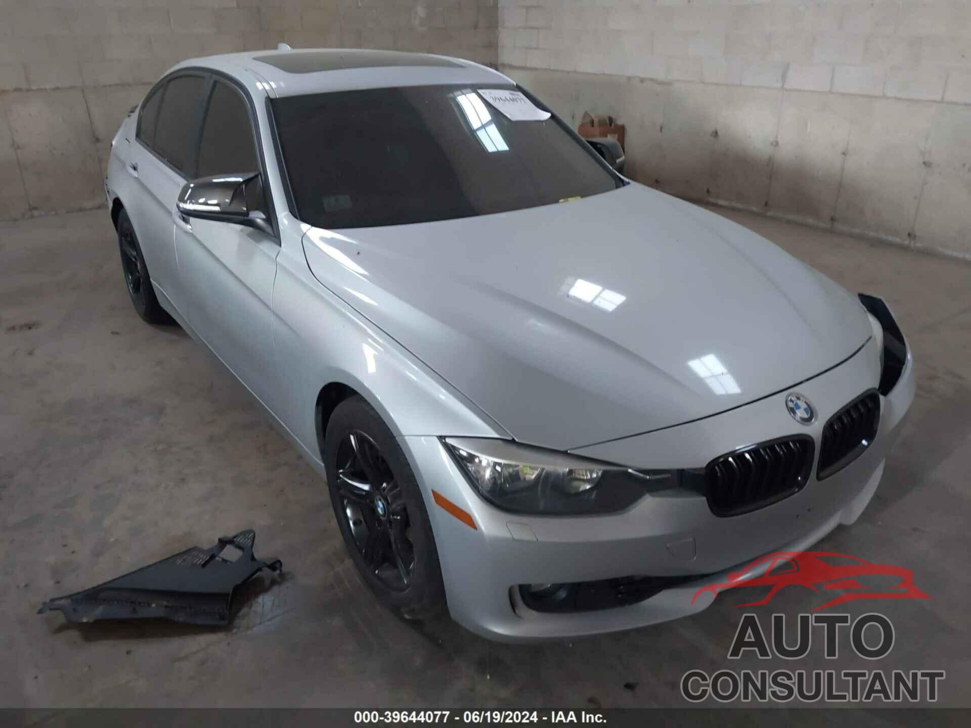 BMW 328I 2013 - WBA3B5G54DNP41098