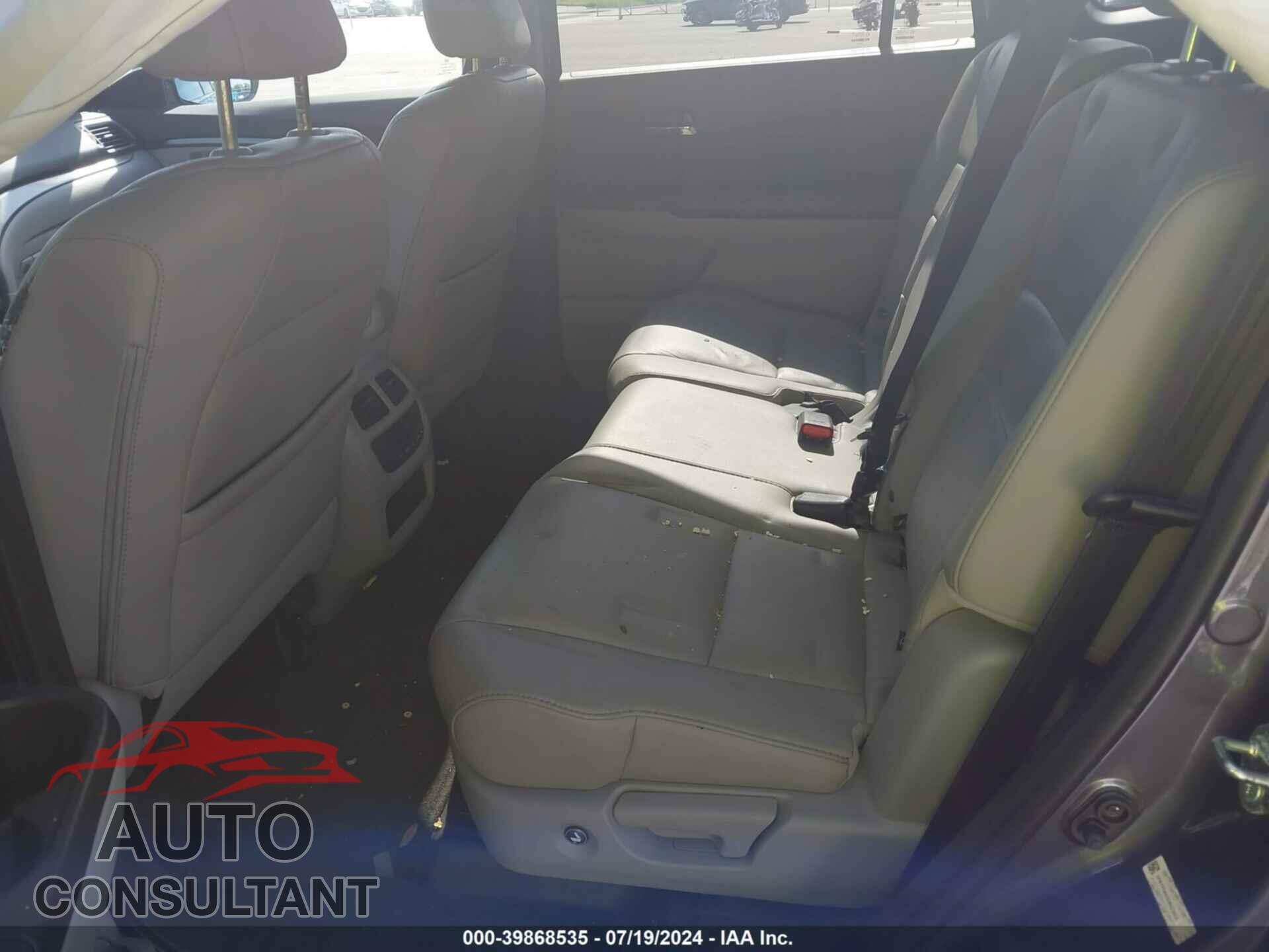 HONDA PILOT 2016 - 5FNYF5H55GB023655