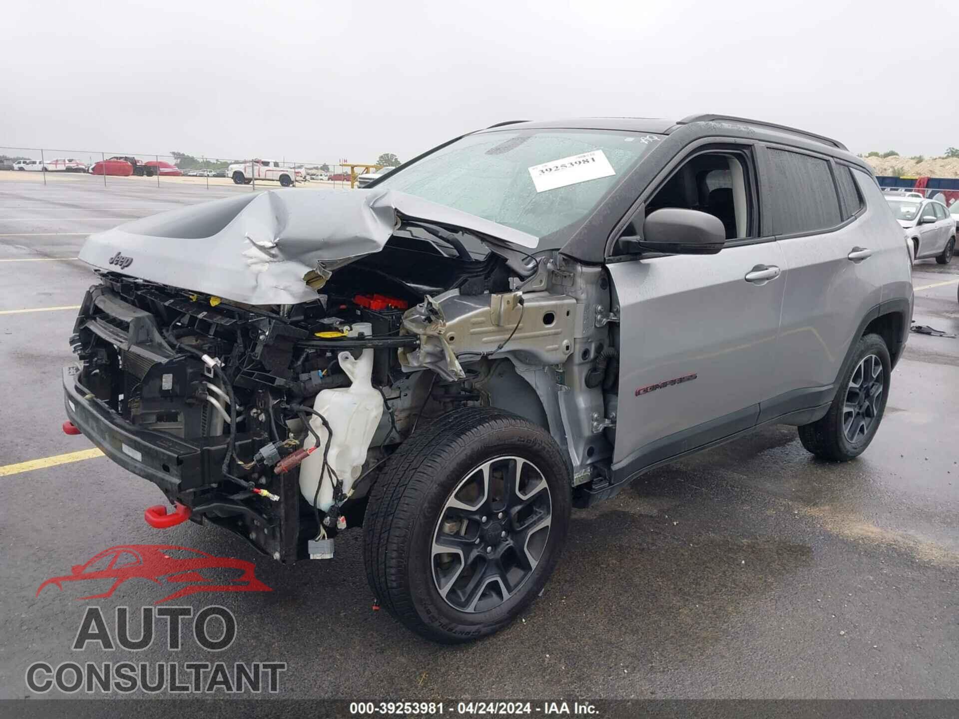 JEEP COMPASS 2019 - 3C4NJDDB3KT620336