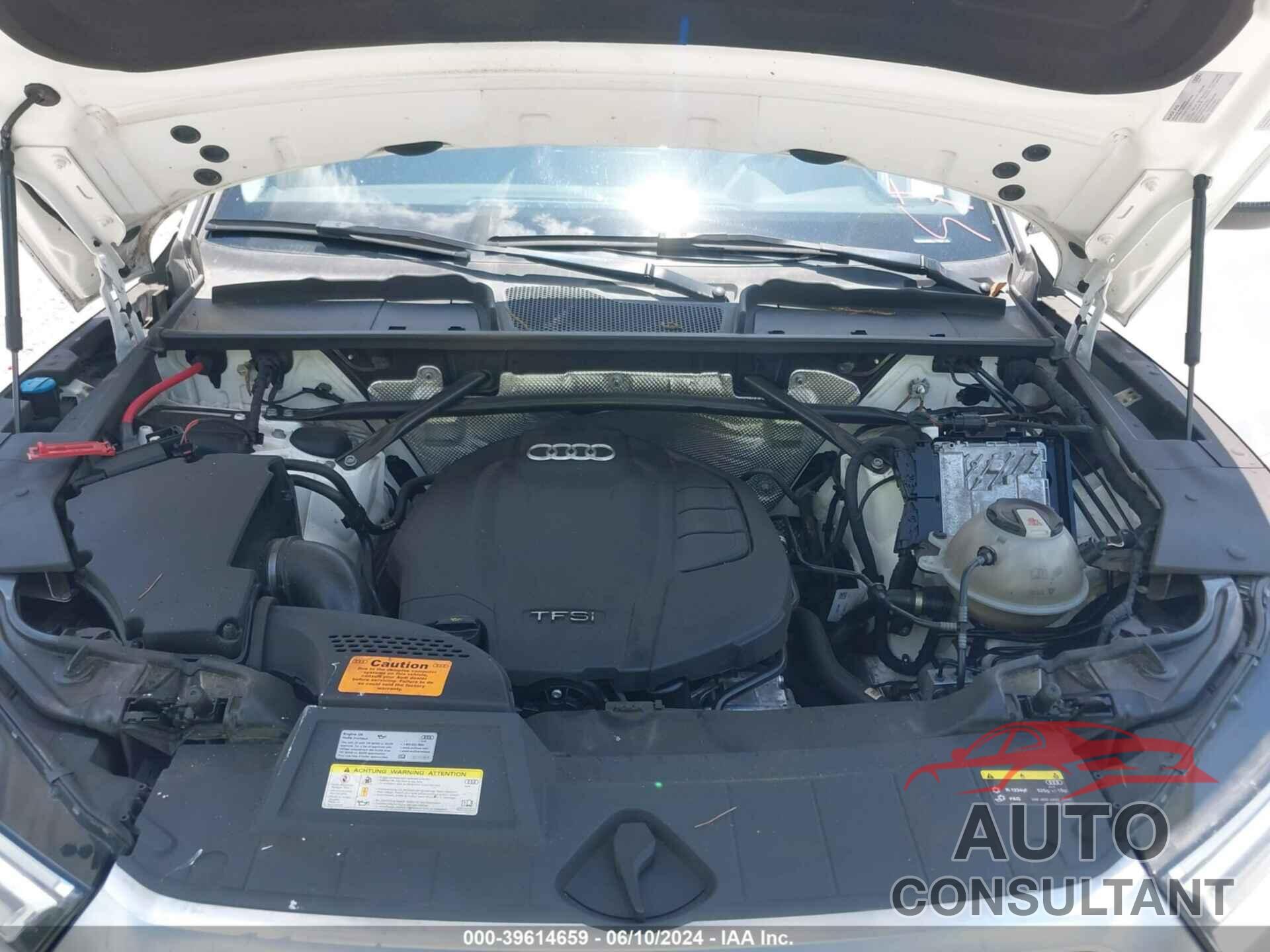 AUDI Q5 2018 - WA1ANAFY1J2018614