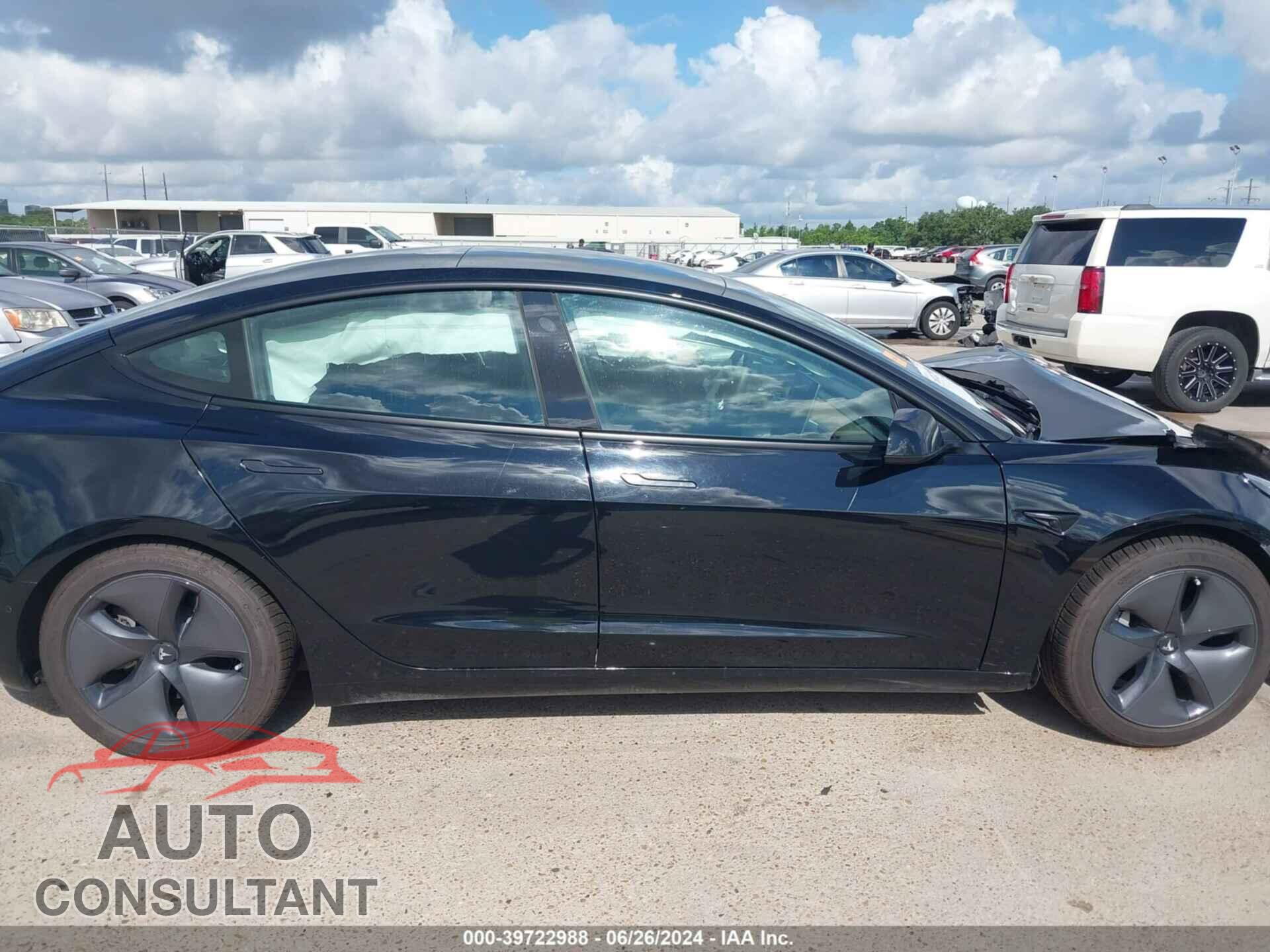 TESLA MODEL 3 2021 - 5YJ3E1EAXMF867600