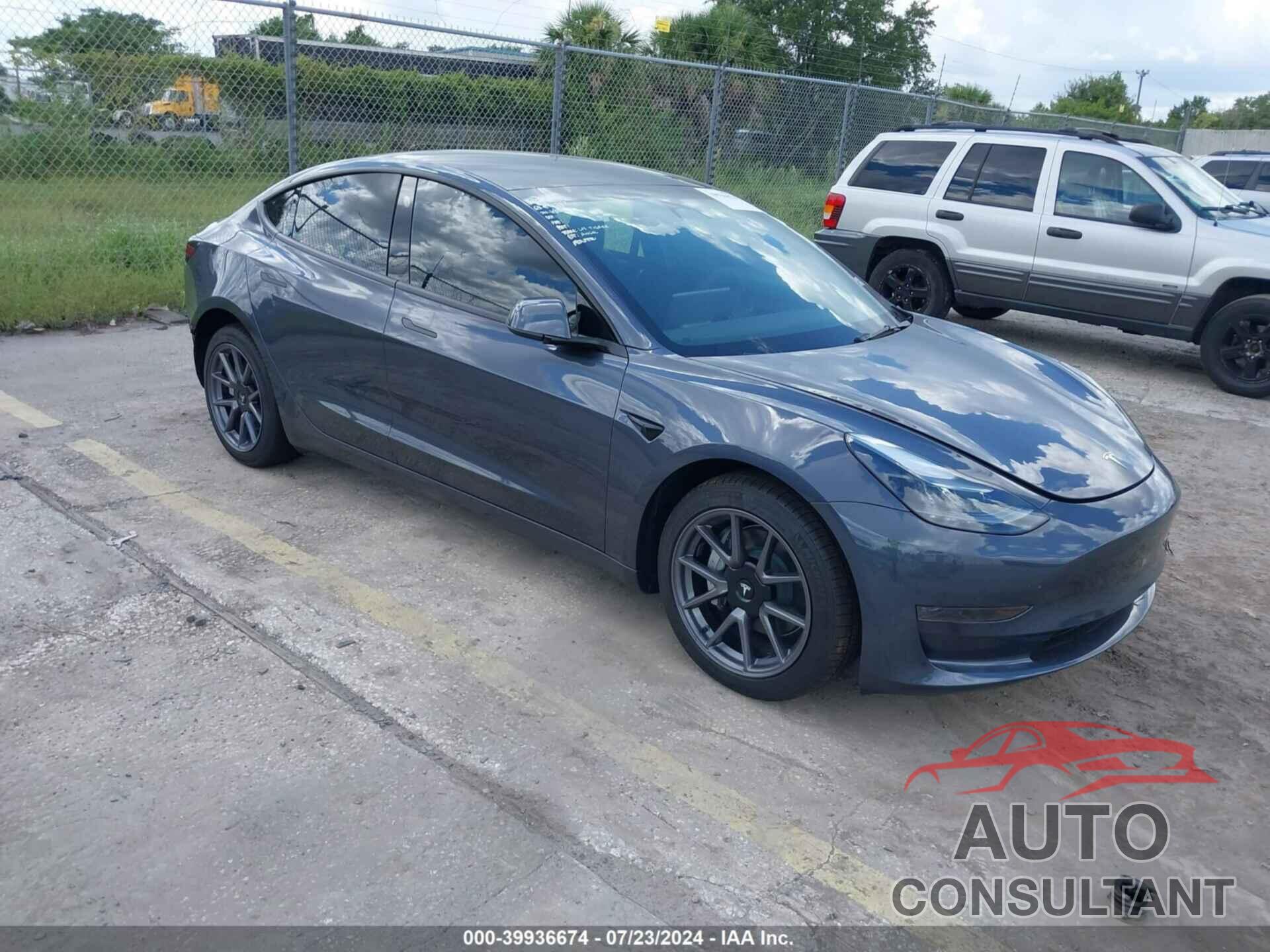 TESLA MODEL 3 2023 - 5YJ3E1EA7PF502702