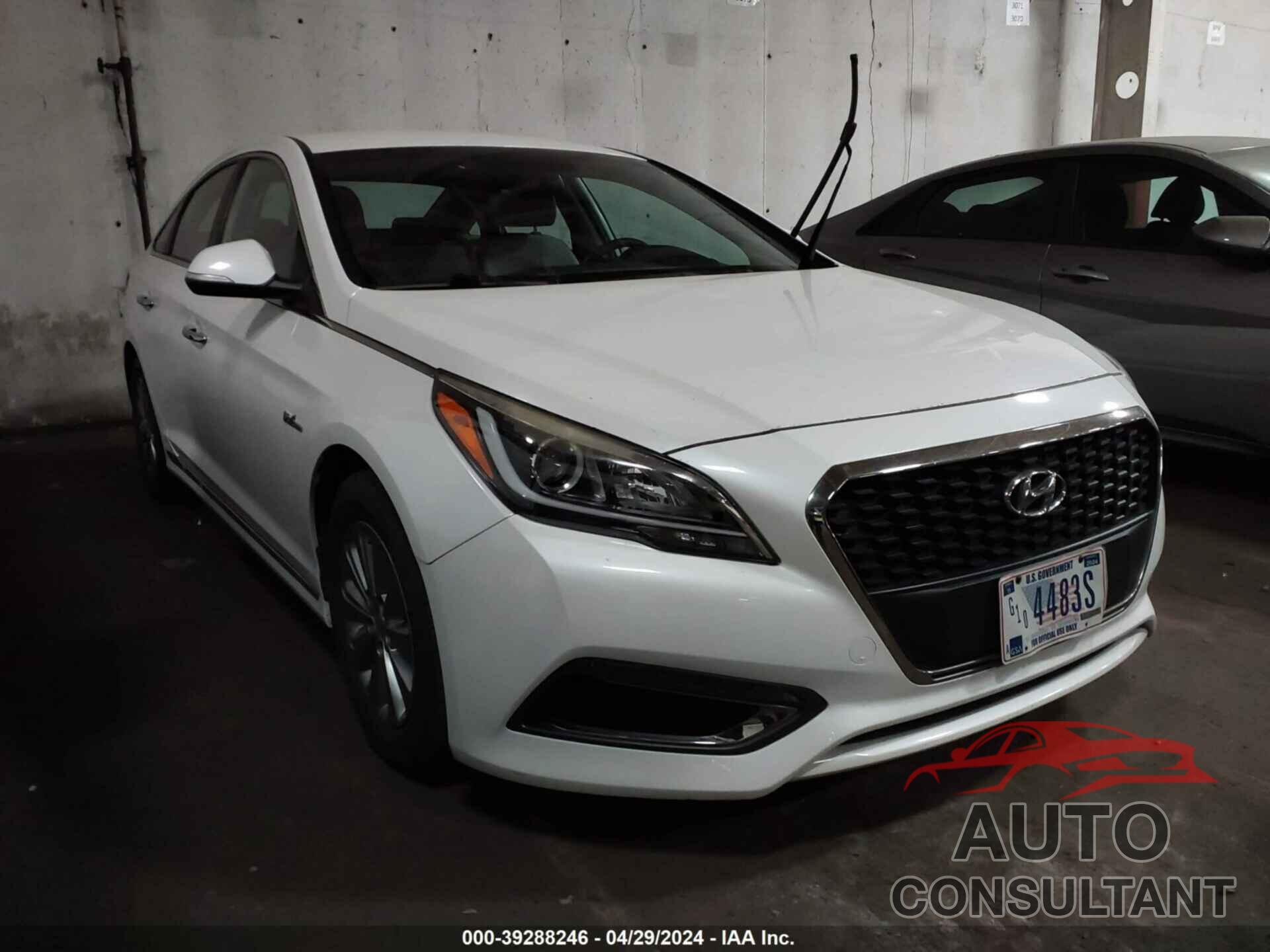 HYUNDAI SONATA HYBRID 2016 - KMHE24L15GA037489