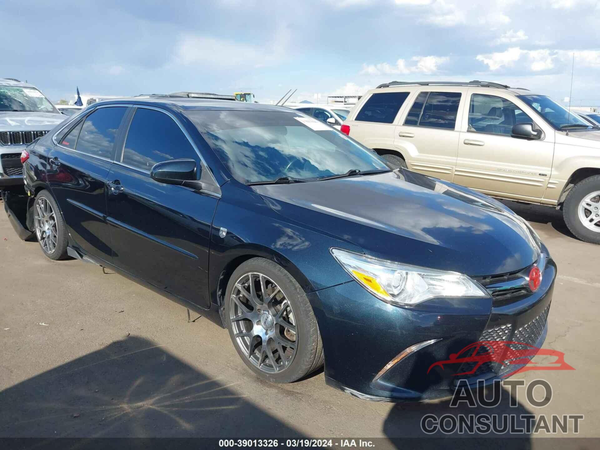 TOYOTA CAMRY 2016 - 4T1BF1FK4GU134370