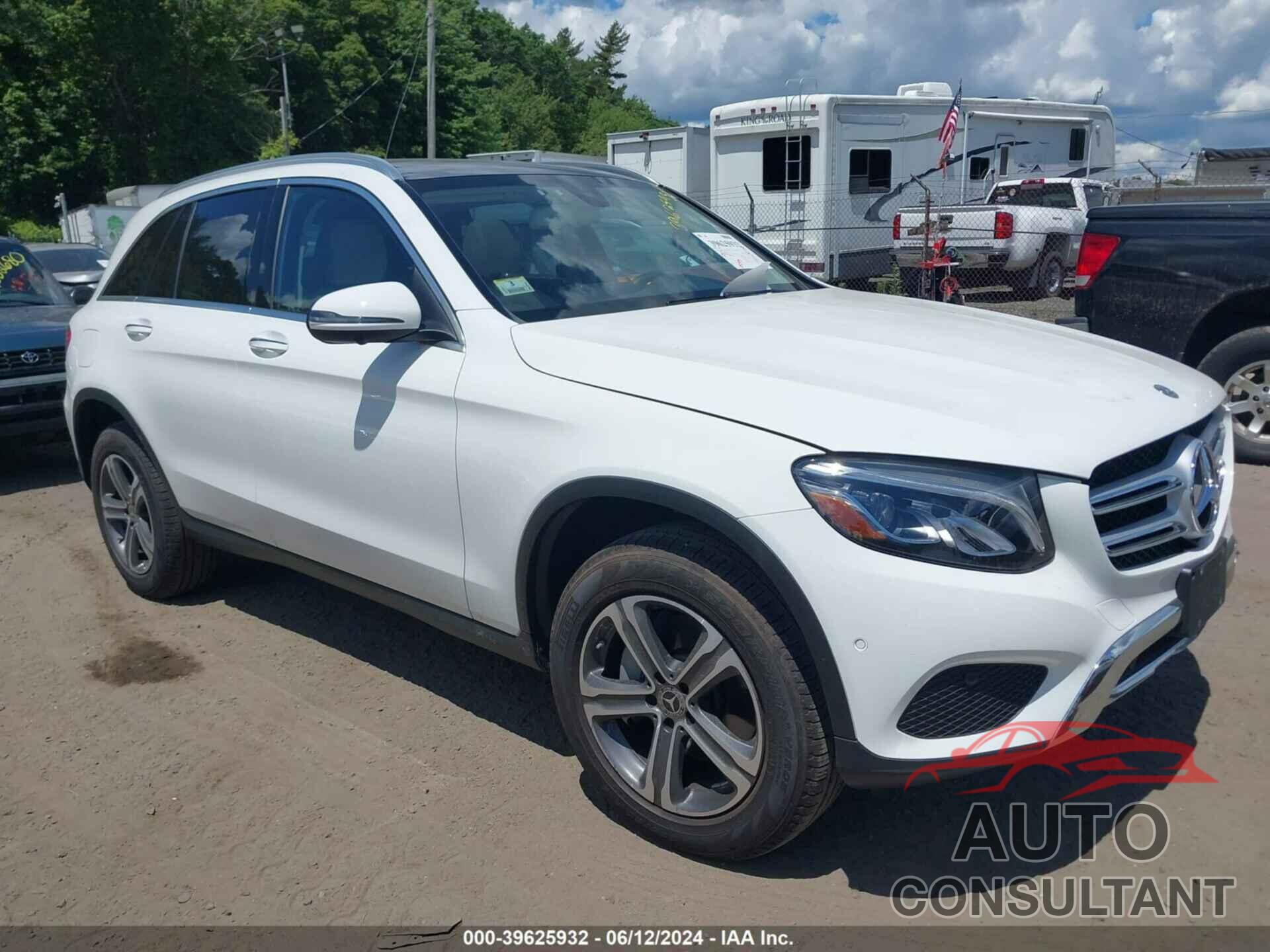 MERCEDES-BENZ GLC 300 2018 - WDC0G4KB9JV065669