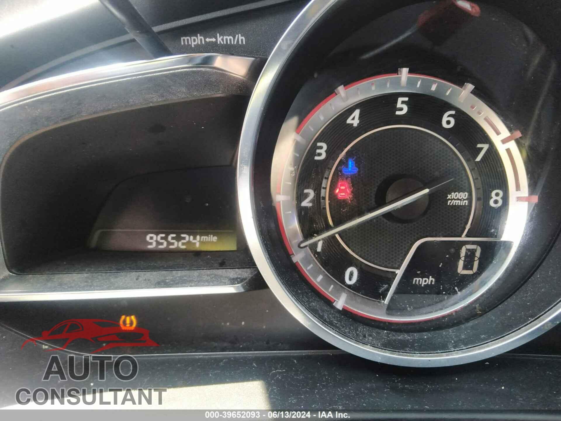 MAZDA MAZDA3 2016 - JM1BM1N36G1299357