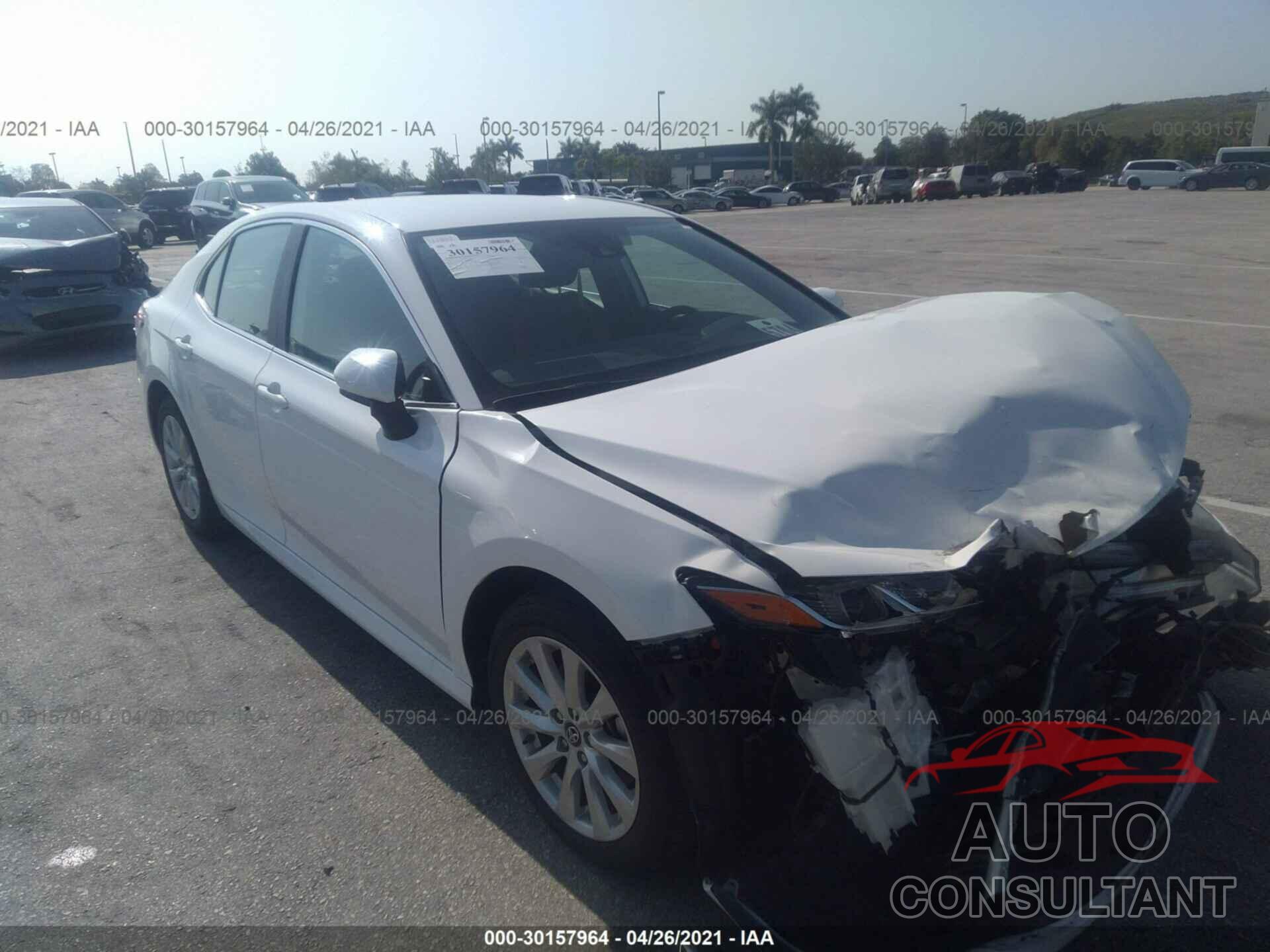 TOYOTA CAMRY 2019 - 4T1B11HK3KU834594