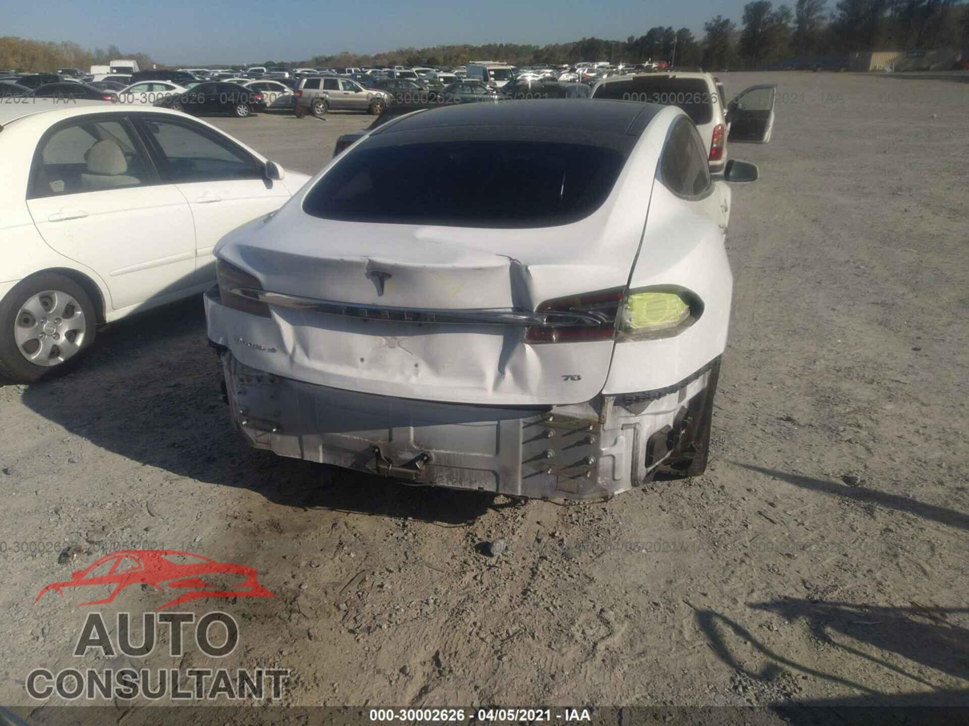 TESLA MODEL S 2016 - 5YJSA1E11GF133584