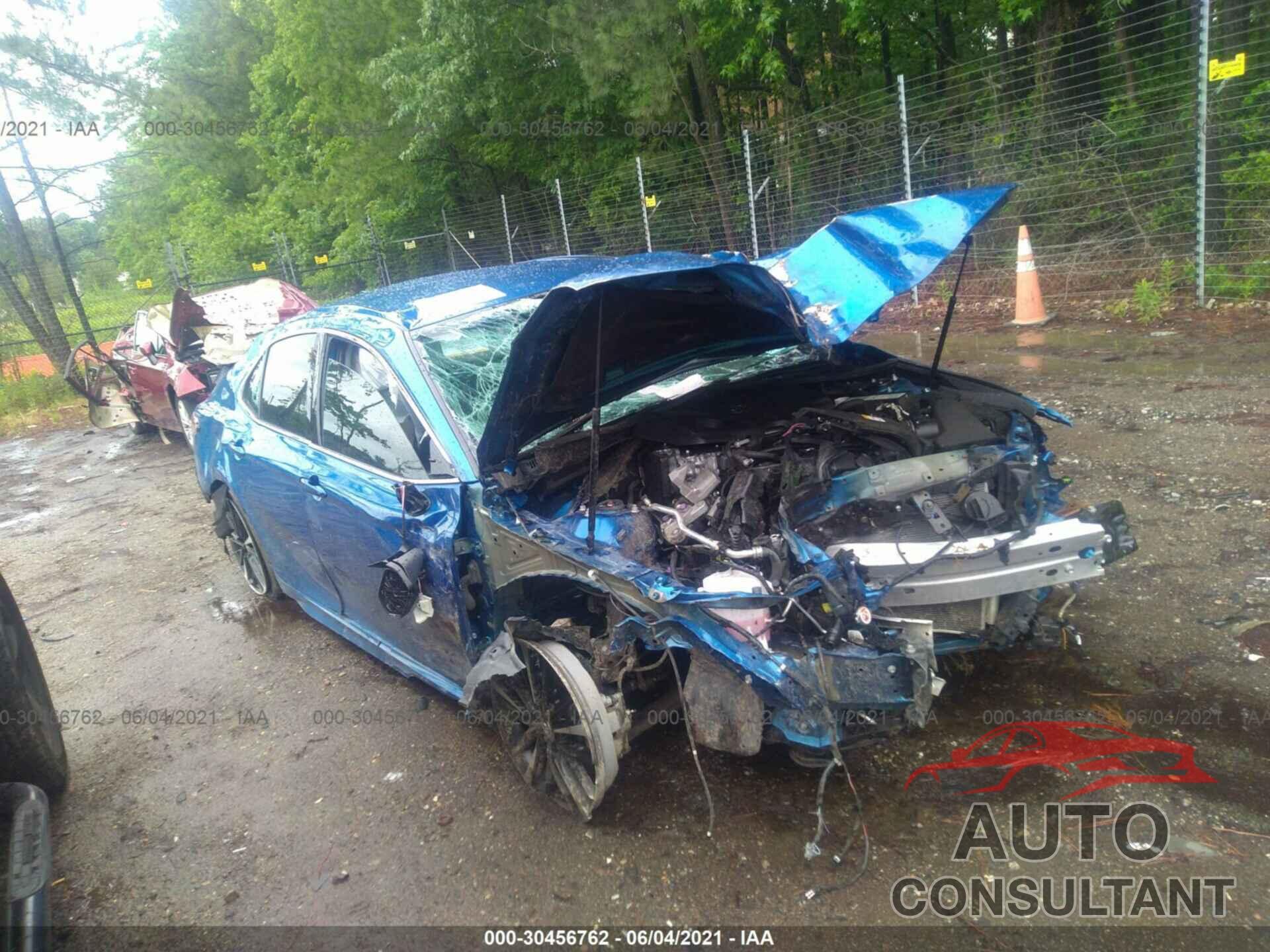 TOYOTA CAMRY 2019 - 4T1B61HK9KU160663