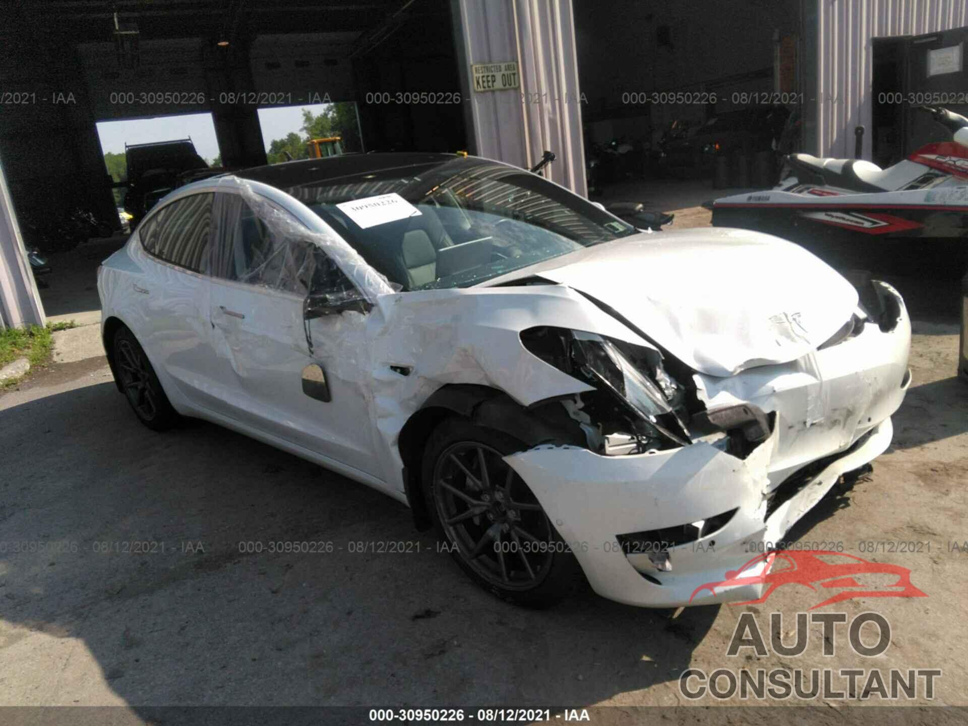 TESLA MODEL 3 2018 - 5YJ3E1EB0JF108555