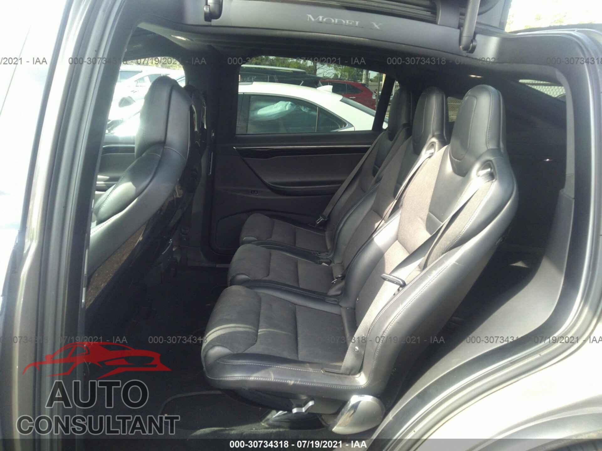 TESLA MODEL X 2016 - 5YJXCAE28GF016495