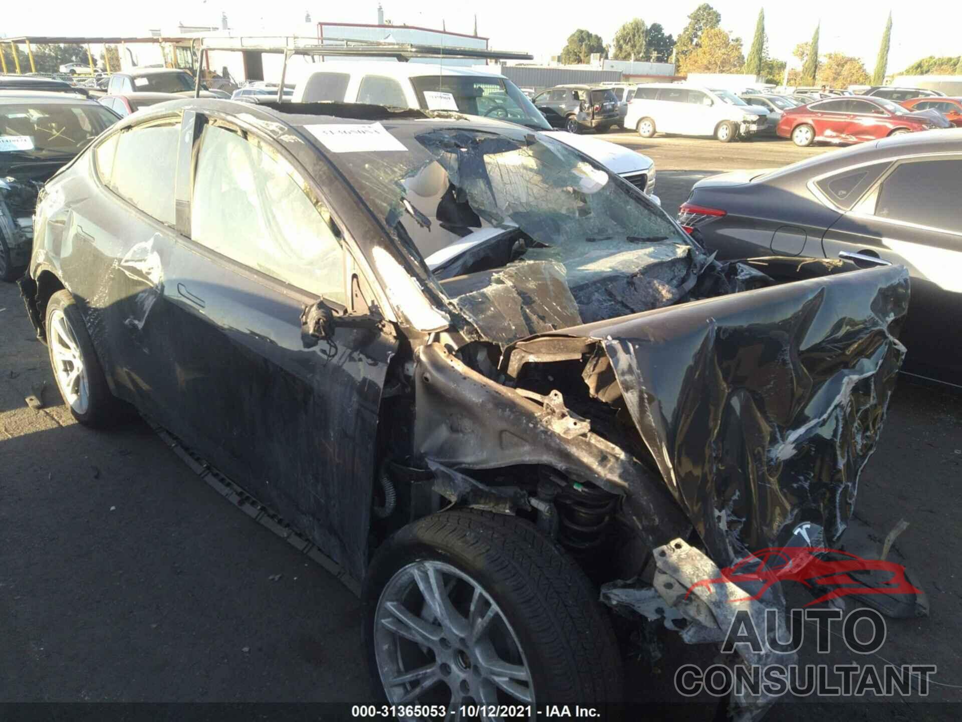 TESLA MODEL Y 2021 - 5YJYGDEE7MF158563