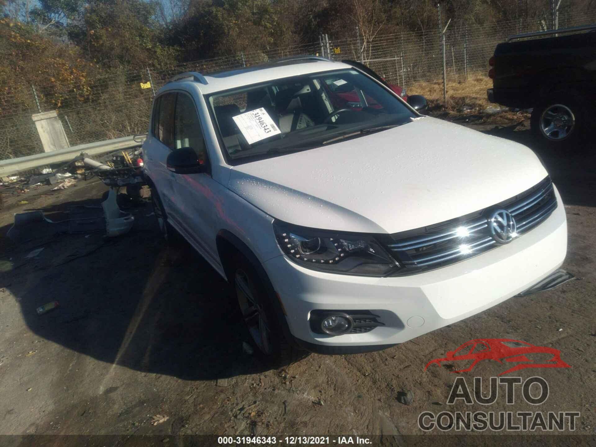 VOLKSWAGEN TIGUAN 2017 - WVGTV7AX4HK010173