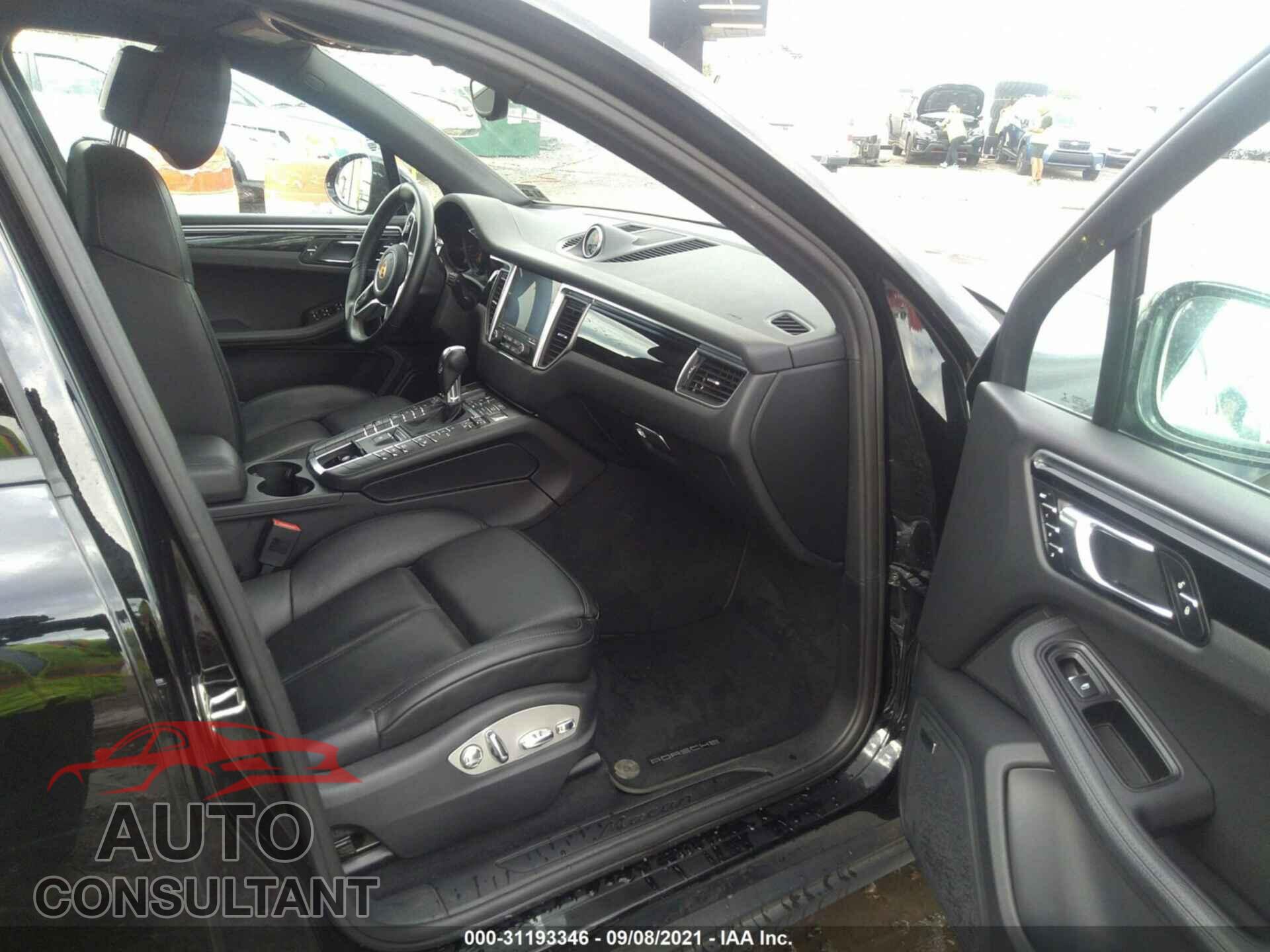 PORSCHE MACAN 2018 - WP1AA2A5XJLB03996